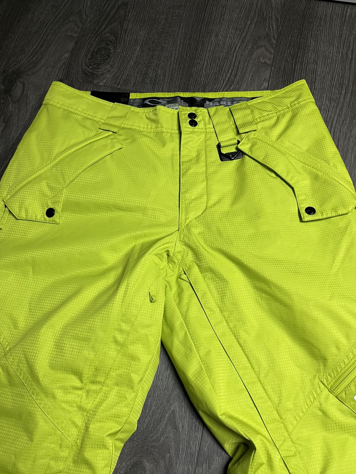 Oakley Oakley Vintage Techwear Ski Pants Neon Lime Green Cyber Y2K Size US 34 / EU 50 - 3 Thumbnail