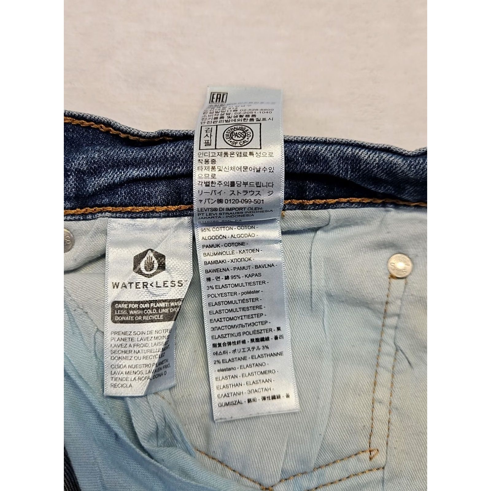Levi's Levi’s 505 Regular Fit Straight Leg Jeans Men’s 38x30 Blue Denim Size US 38 / EU 54 - 6 Thumbnail