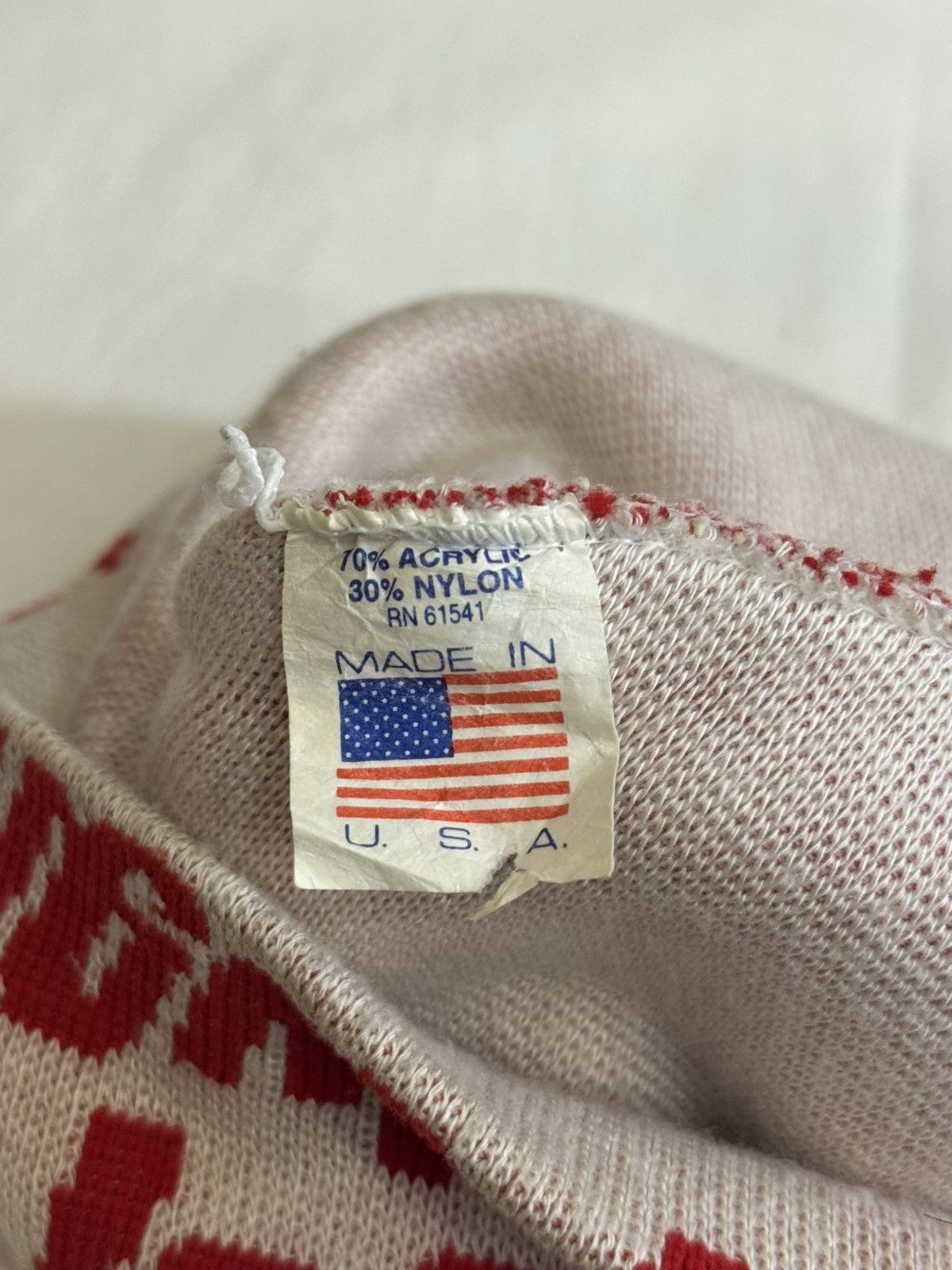 Supreme Supreme Graffiti Fat Tip Beanie in a white and red colorway Size ONE SIZE - 9 Thumbnail