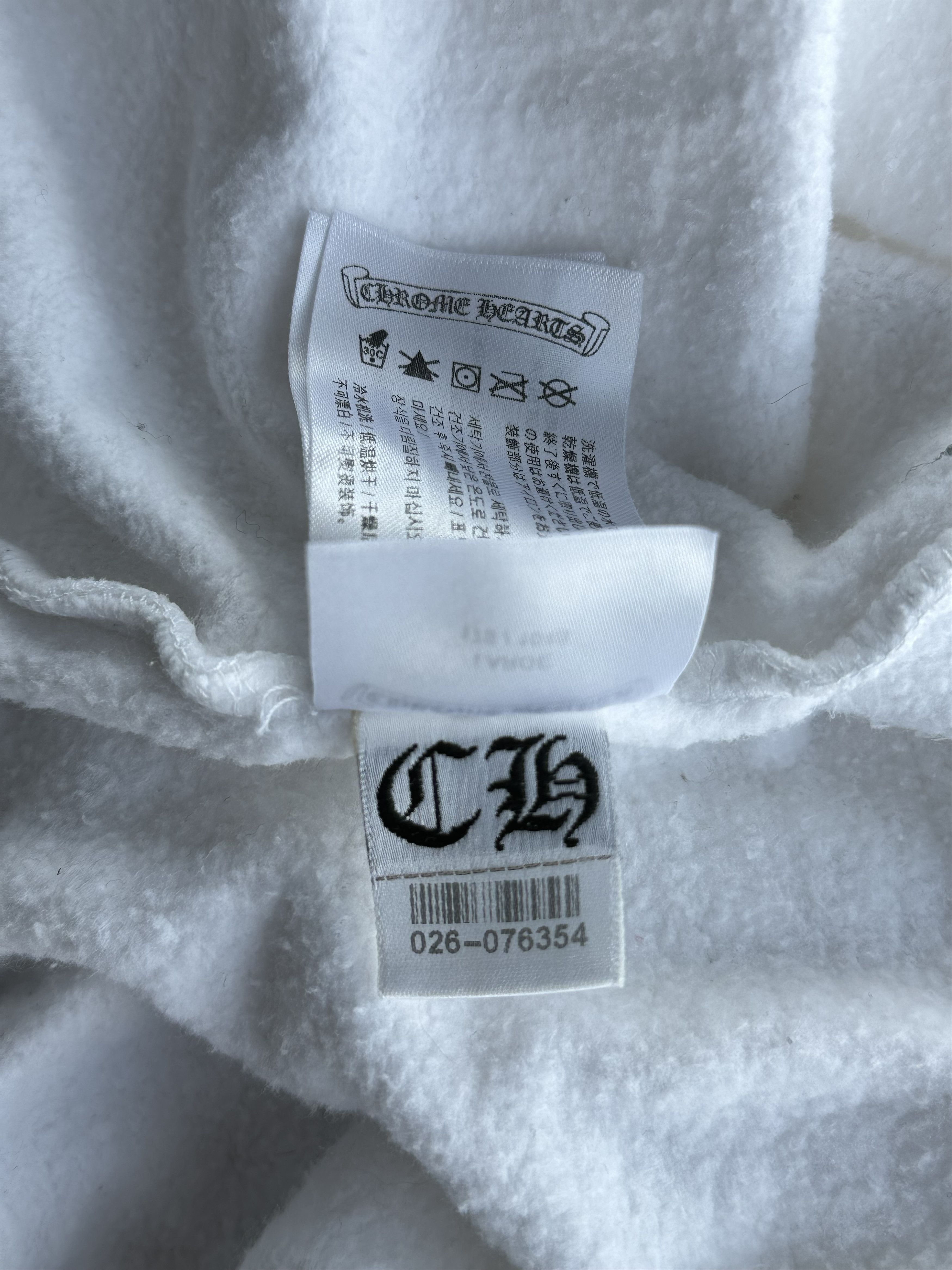 Chrome Hearts Chrome Hearts White Glow In The Dark Horseshoe Logo Hoodie Size US L / EU 52-54 / 3 - 7 Thumbnail