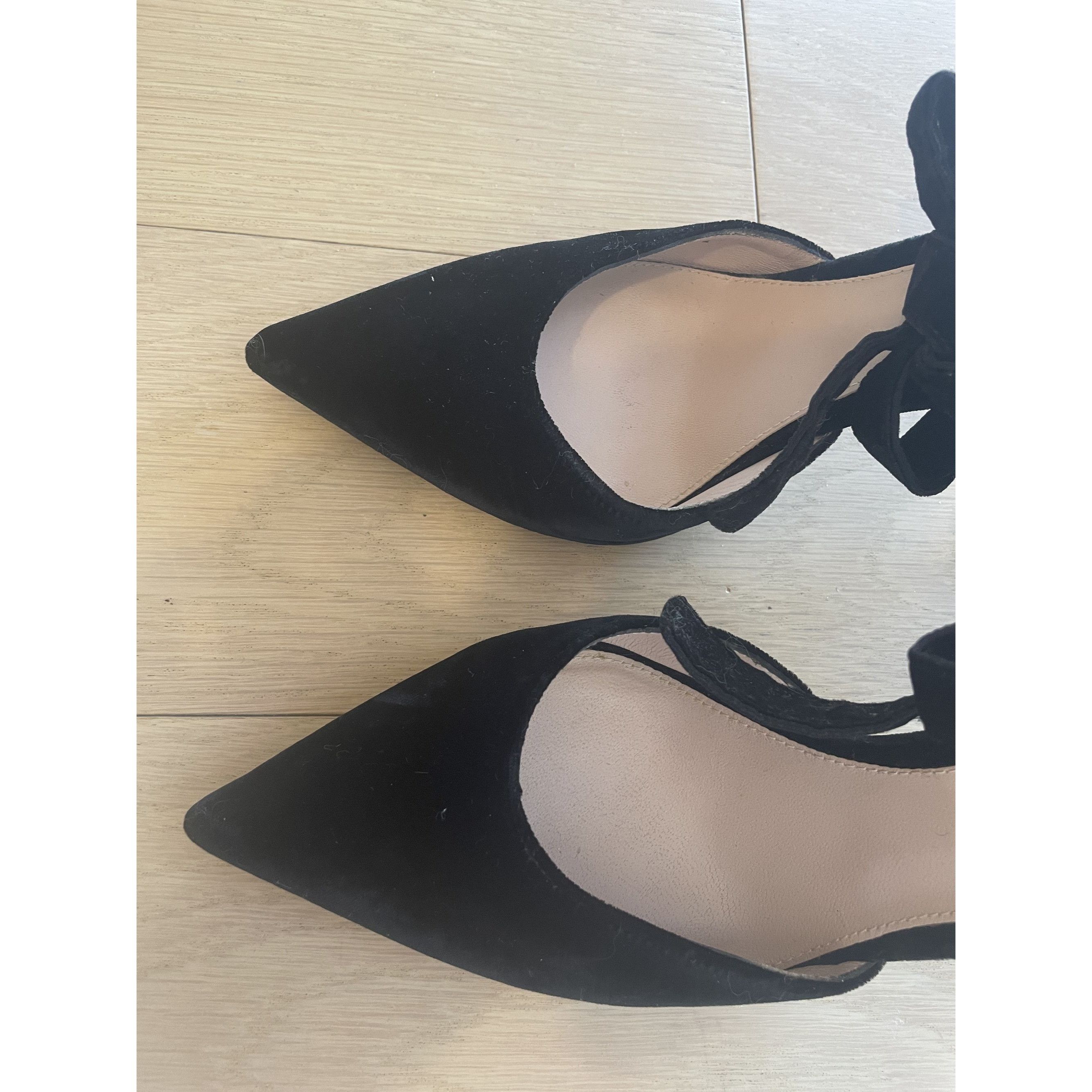 Stuart Weitzman Stuart Weitzman Black Velvet Pearl-Embellished Ankle Tie Poi Size US 7 / IT 37 - 8 Thumbnail
