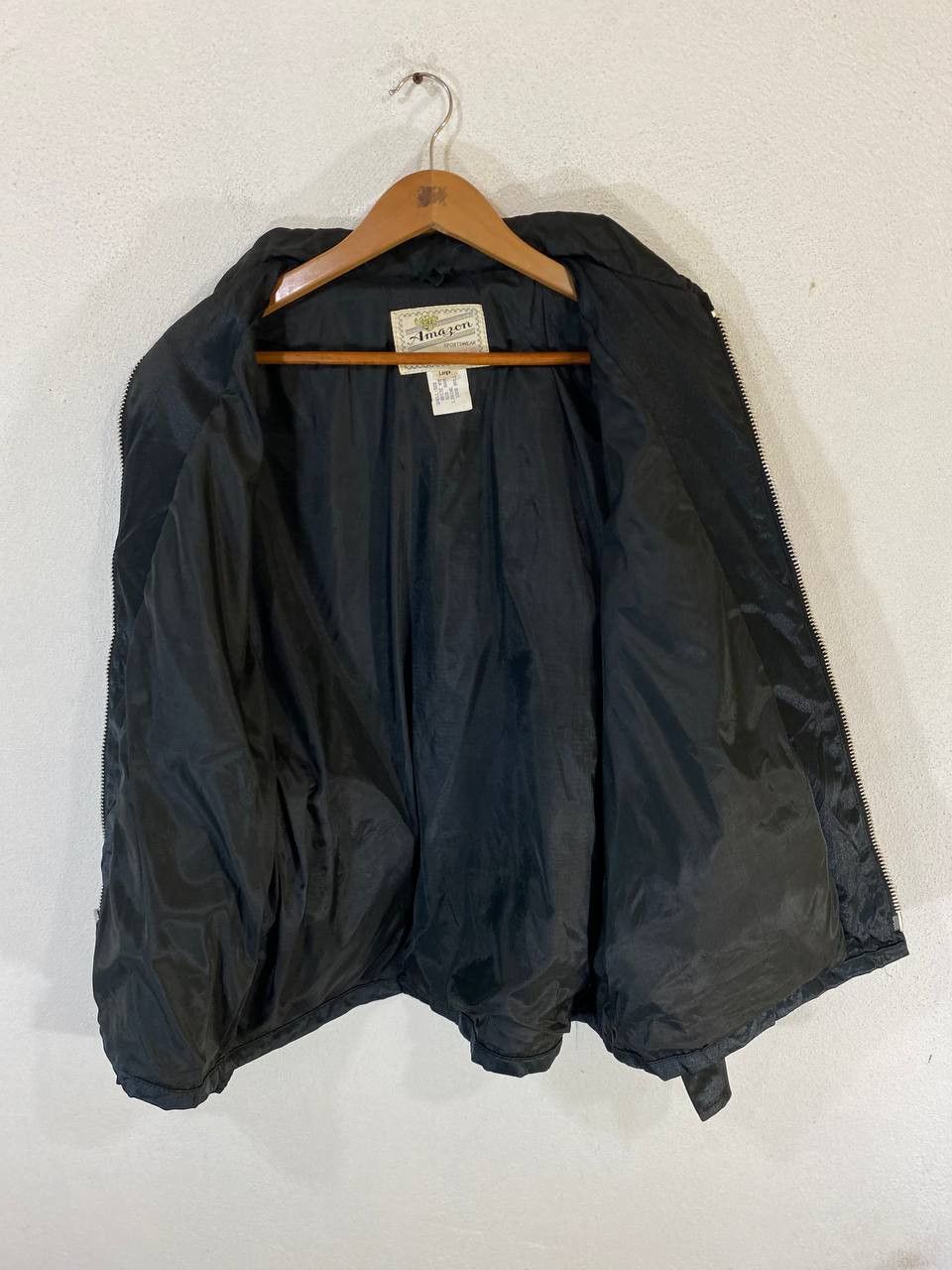 vintage amazon sportswear rayon jacket nice design