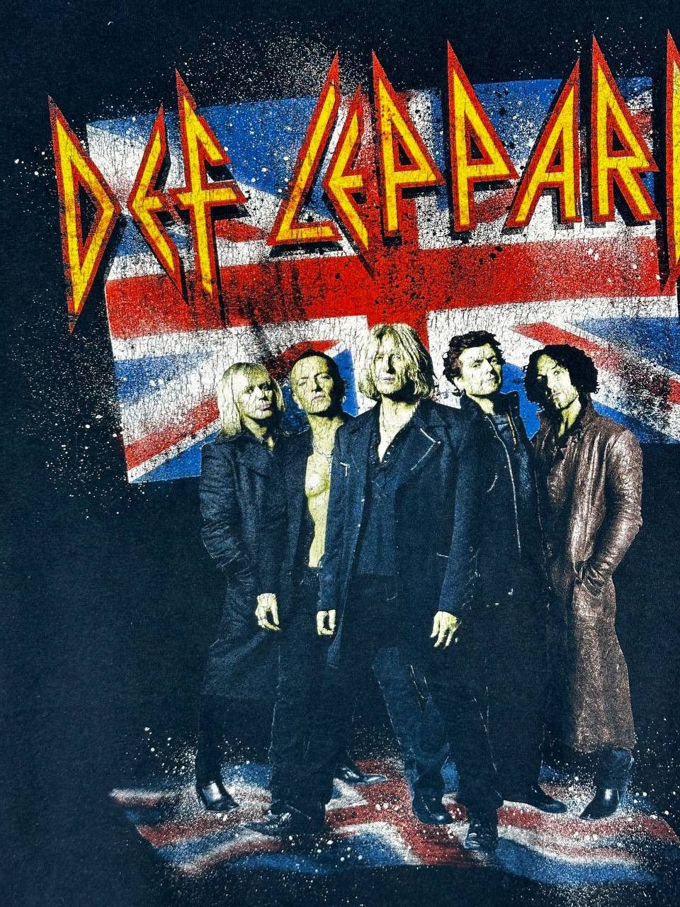 Band Tees × Def Leppard × Vintage Vintage Def Leppard Graphic Union Jack Band T Shirt Size US XL / EU 56 / 4 - 4 Thumbnail