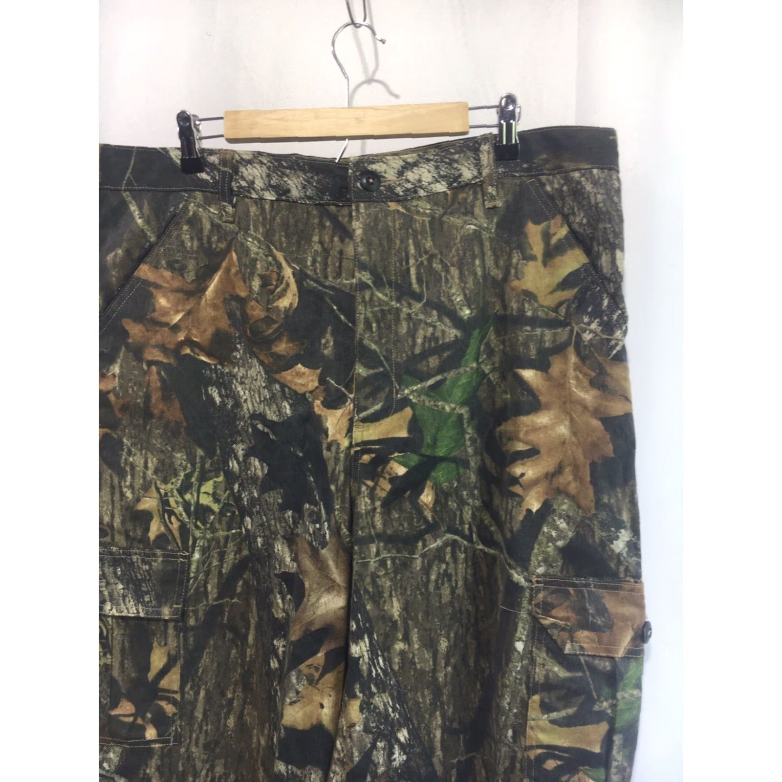 Vintage FIELDSTAFF BY MOSSY OAK Pants Cargo Camouflage Green Print - Men L Cargo Pants Camouflage Green Mossy Oak FIELDSTAFF Mens Size L Size US 33 - 2 Thumbnail