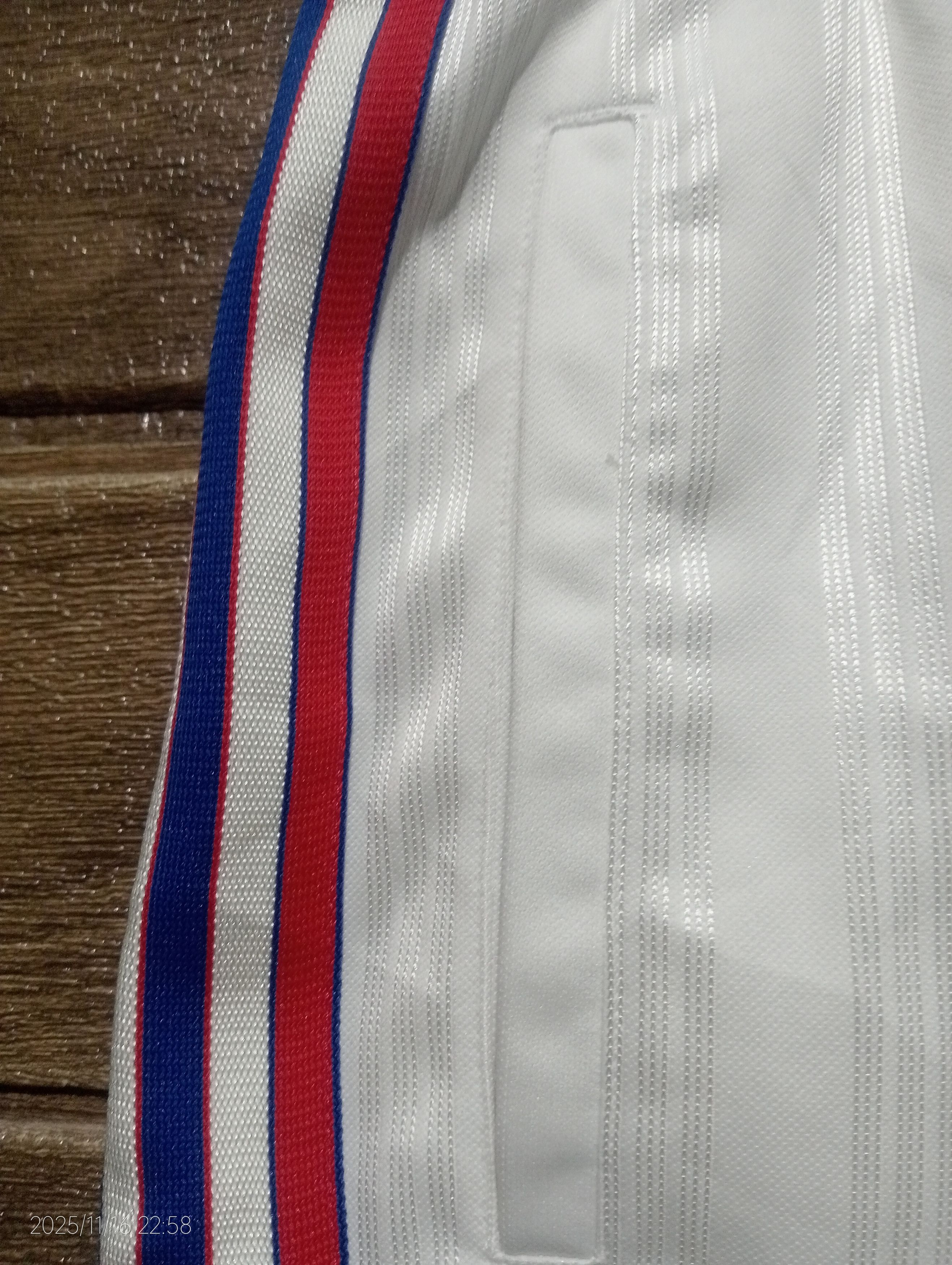 Adidas Vintage Adidas Shorts France Colourway Size US 34 / EU 50 - 5 Thumbnail