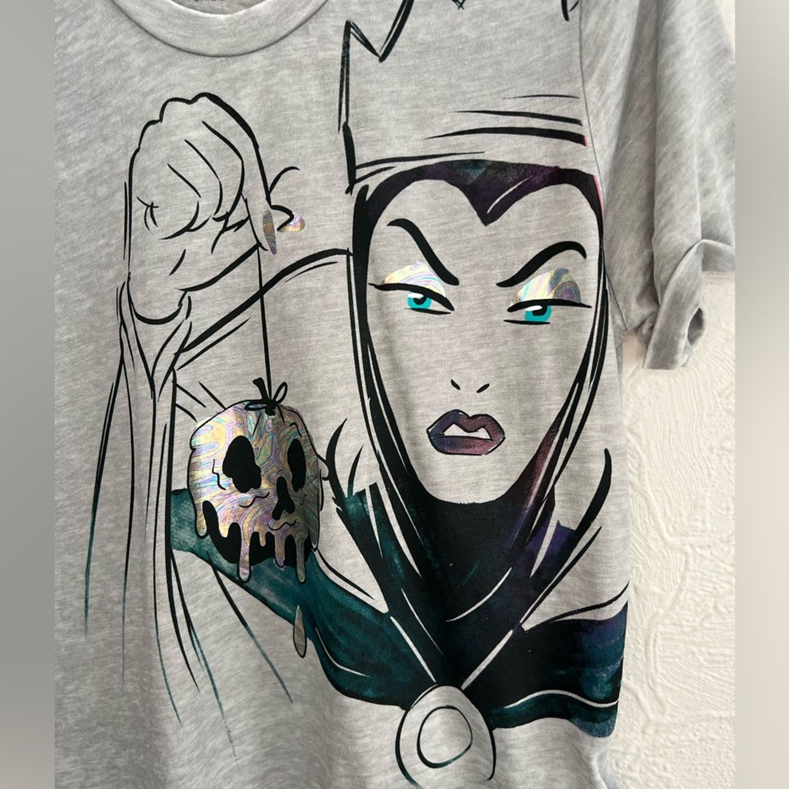 Disney DISNEY SNOW WHITE EVIL QUEEN PRINCESS SHIRT Womens M Villain Size M / US 6-8 / IT 42-44 - 3 Thumbnail