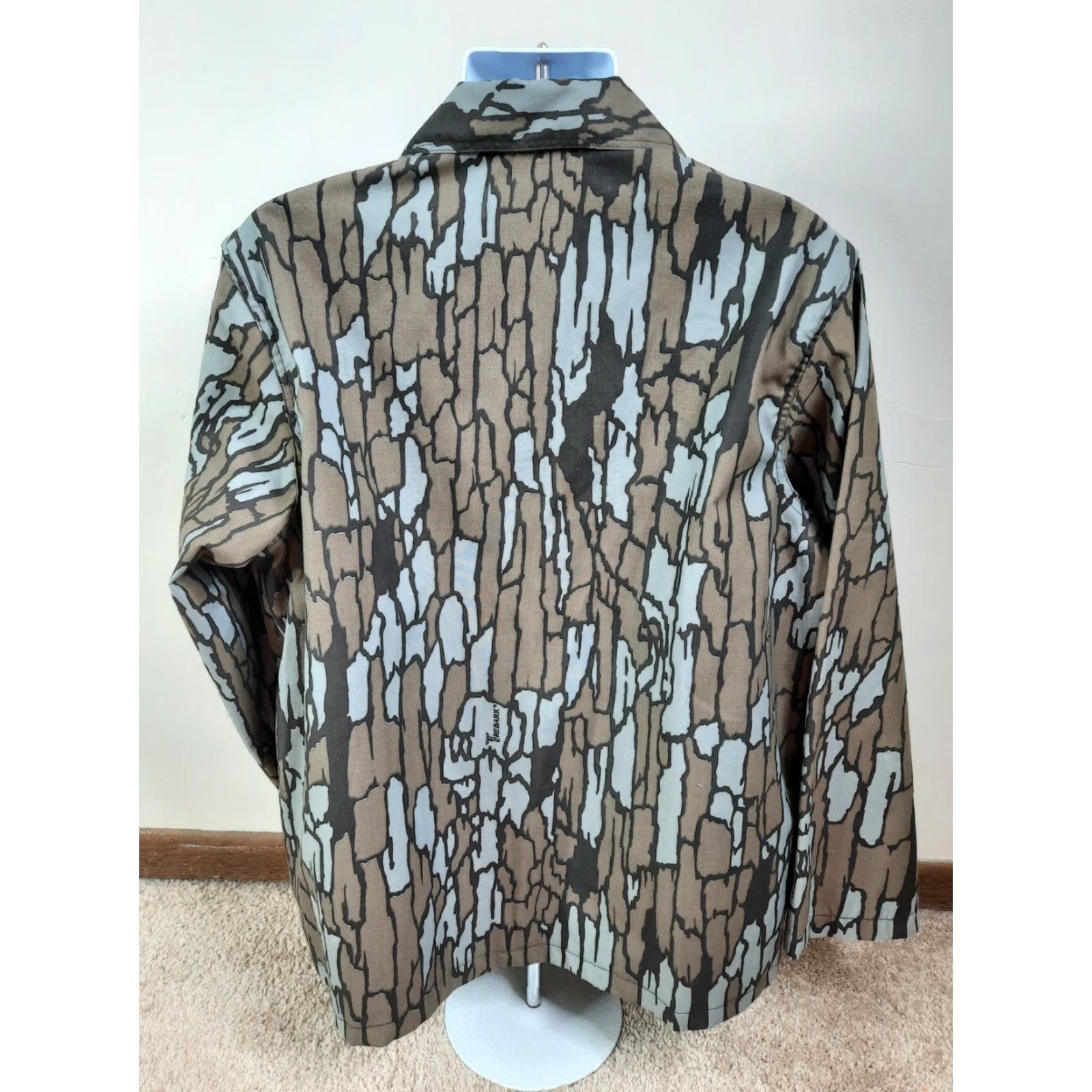 Vintage VINTAGE Trebark CAMO HUNTING COAT Mens SIZE M Made in USA Canvas Bomber Size US XL / EU 56 / 4 - 5 Thumbnail