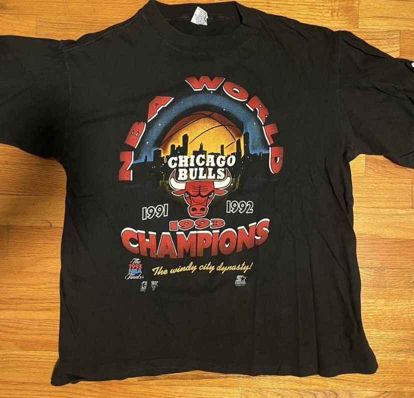 Vintage Vintage Starter Chicago Bulls Shirt Size US XL / EU 56 / 4 - 1 Thumbnail
