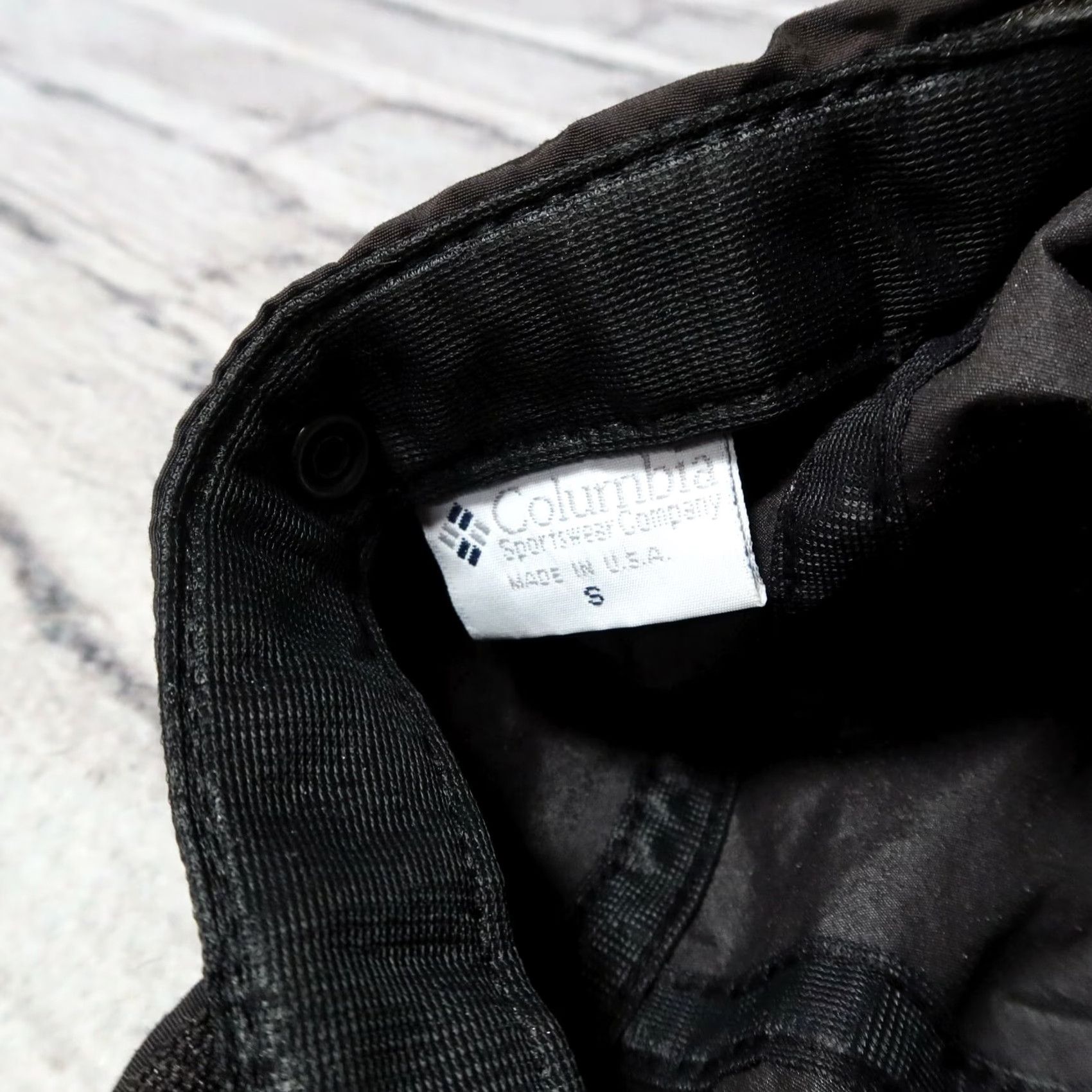 Vintage VINTAGE Columbia Hat Mens Small Black Waterproof Logo 90s Course Size ONE SIZE - 5 Thumbnail