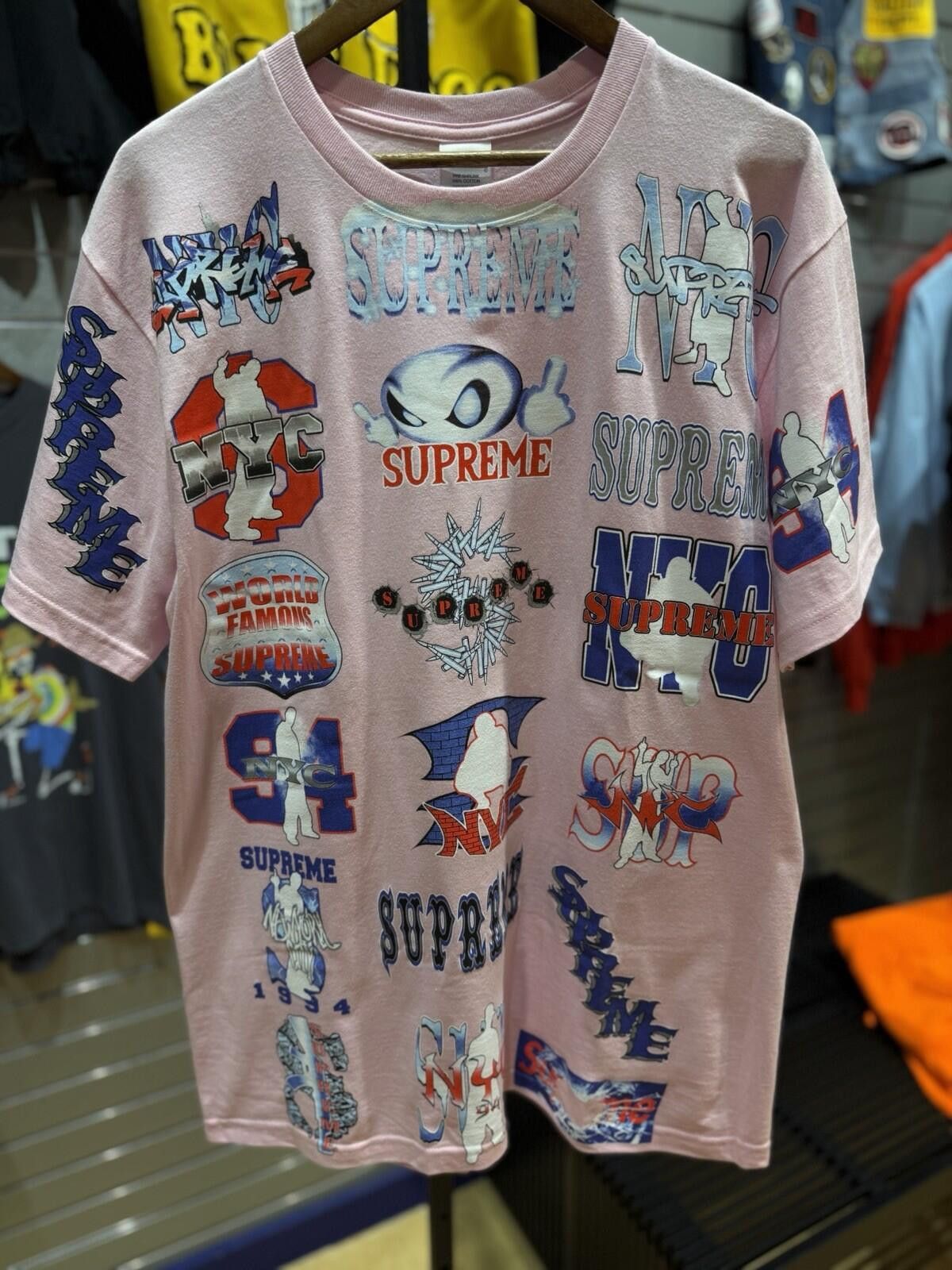 Supreme Supreme “Art Dealer” Tee Men's L Pink Preshrunk Graphic Tee Size US L / EU 52-54 / 3 - 5 Thumbnail