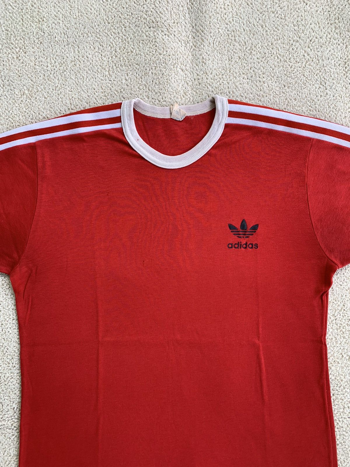 Adidas × Vintage Vintage 80s Adidas Streetwear Red Tee Size US L / EU 52-54 / 3 - 3 Thumbnail