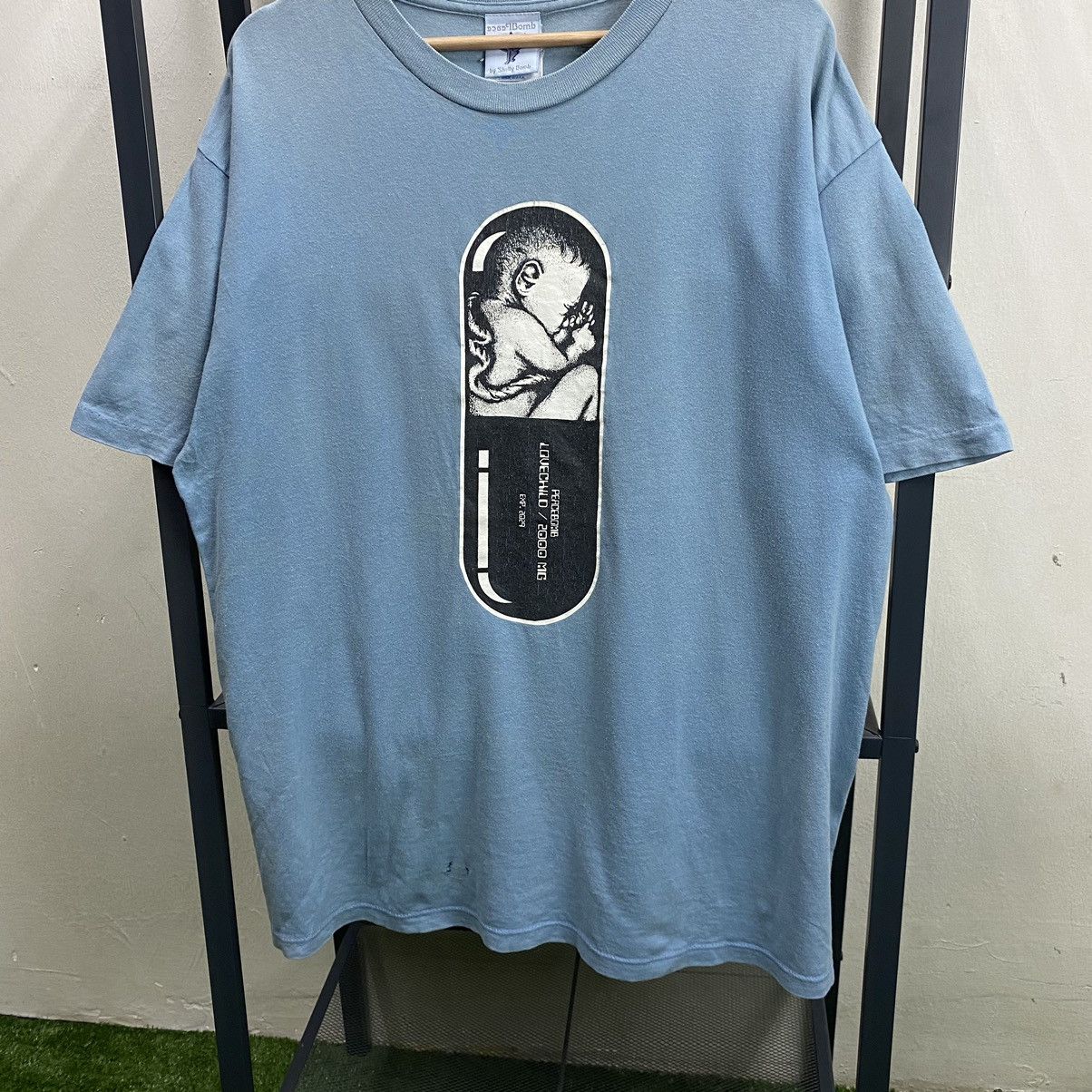 Band Tees True VINTAGE Peace Bomb By Shelly Bomb Tshirts Size US XL / EU 56 / 4 - 4 Thumbnail