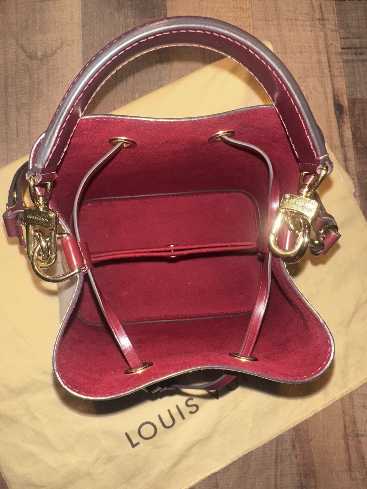 Louis Vuitton NéoNoé BB Louis Vuitton Size ONE SIZE - 10 Thumbnail