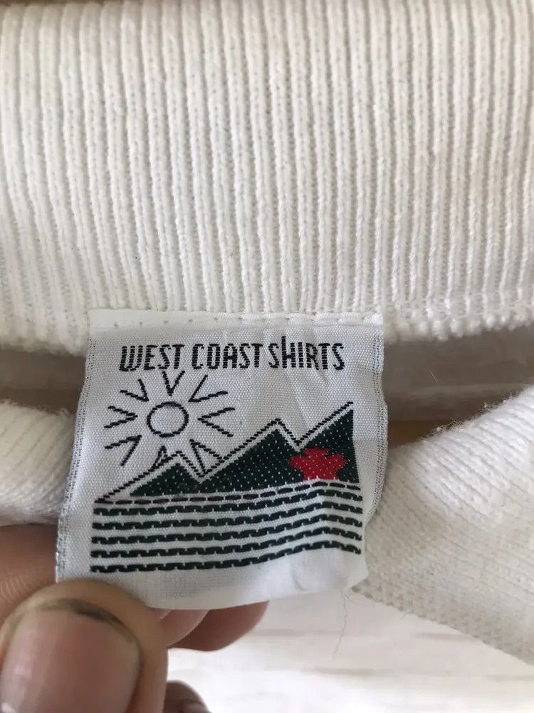 Vintage Vintage BANFF Canada Sweatshirts Size US XL / EU 56 / 4 - 6 Thumbnail