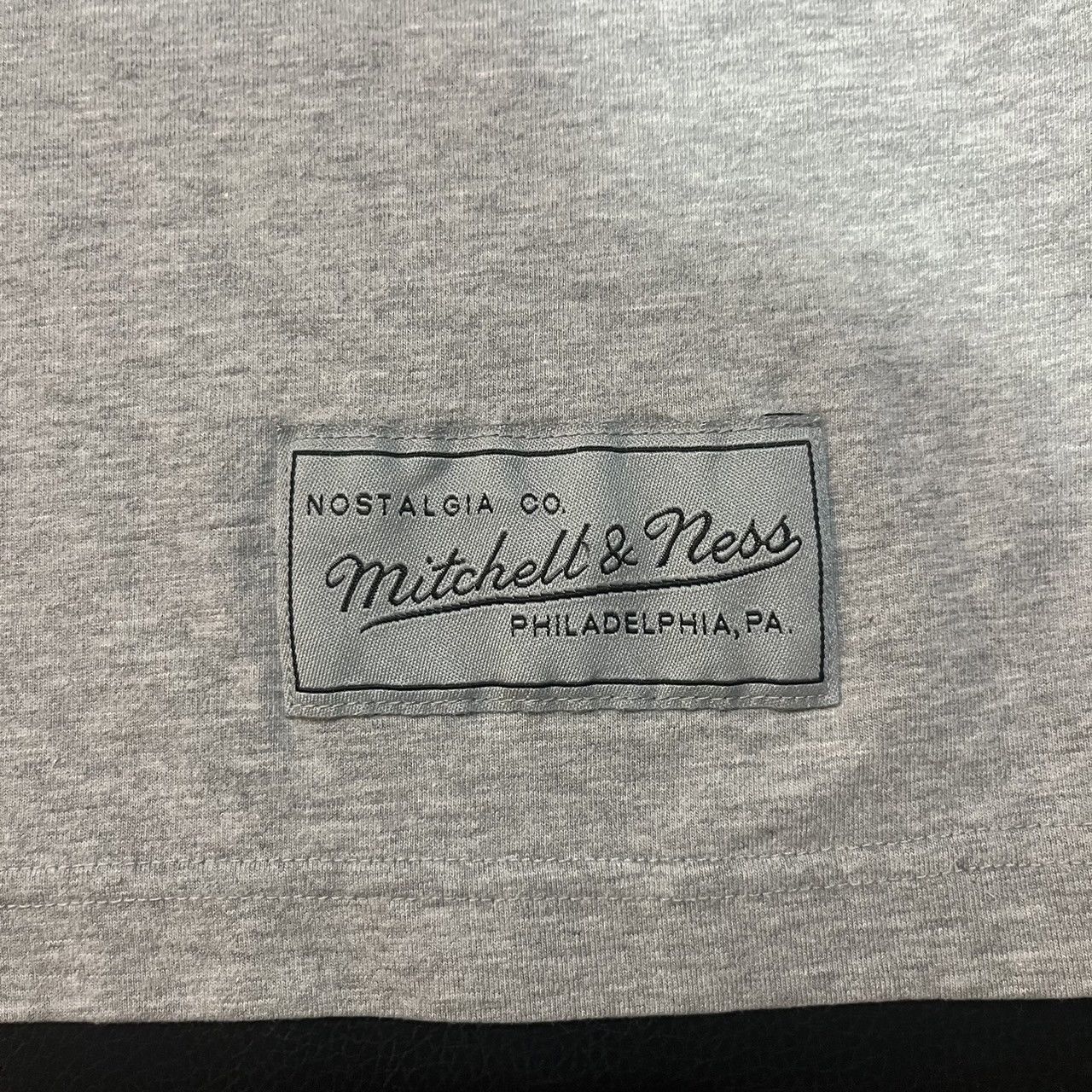 Mitchell & Ness mitchell & ness collegiate long sleeve Size US L / EU 52-54 / 3 - 5 Thumbnail