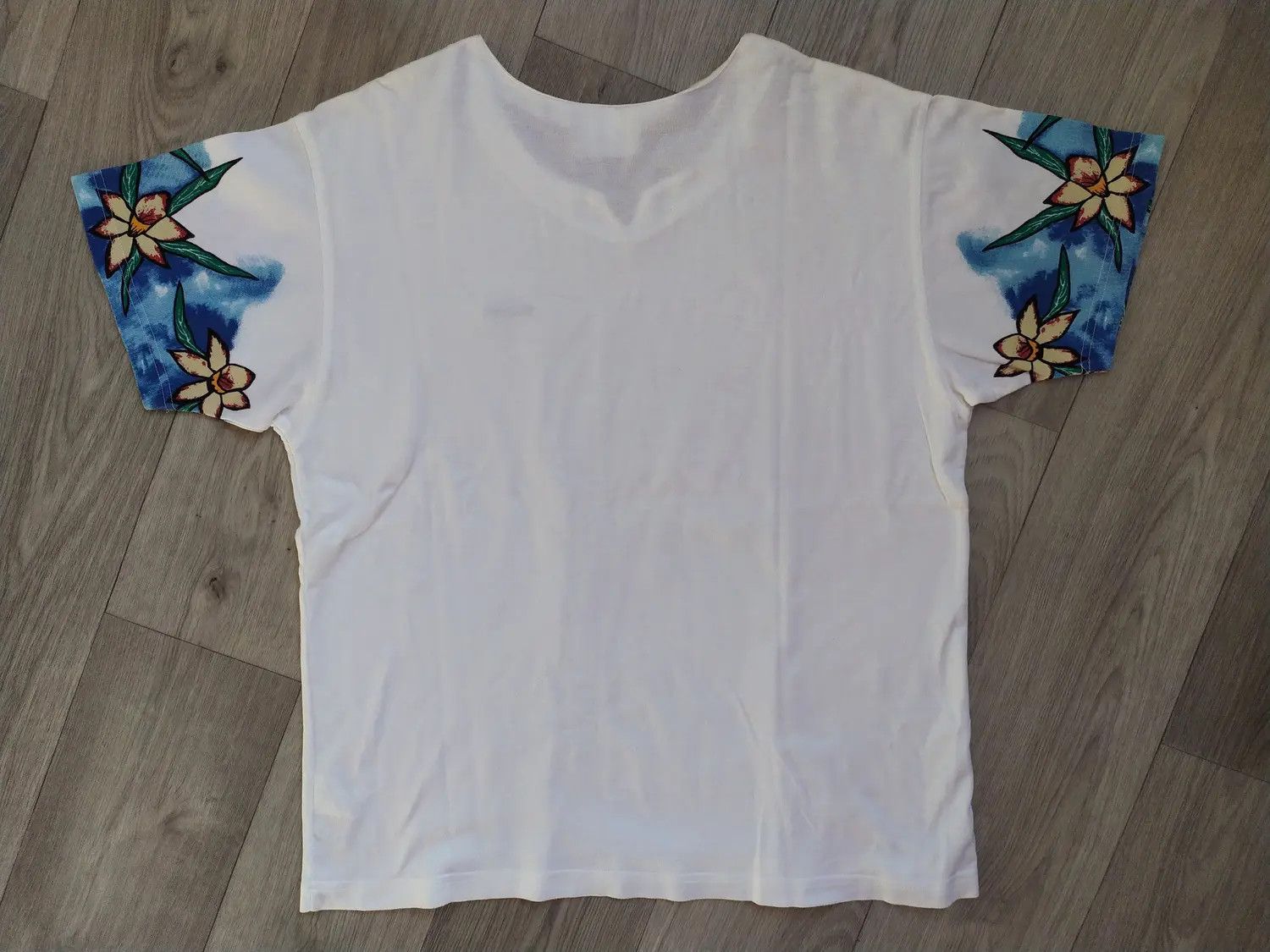 Adidas × Vintage Adidas vintage flower sleeves t-shirt Size US L / EU 52-54 / 3 - 5 Thumbnail