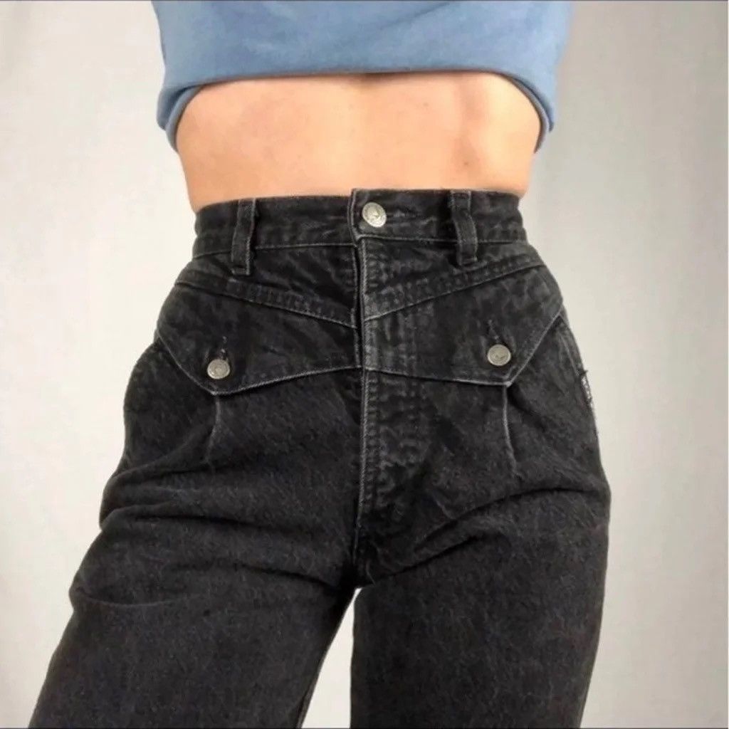 image of Vintage Rocky Mountain Clothing Company Black Jeans Buckle, Women's (Size 22)