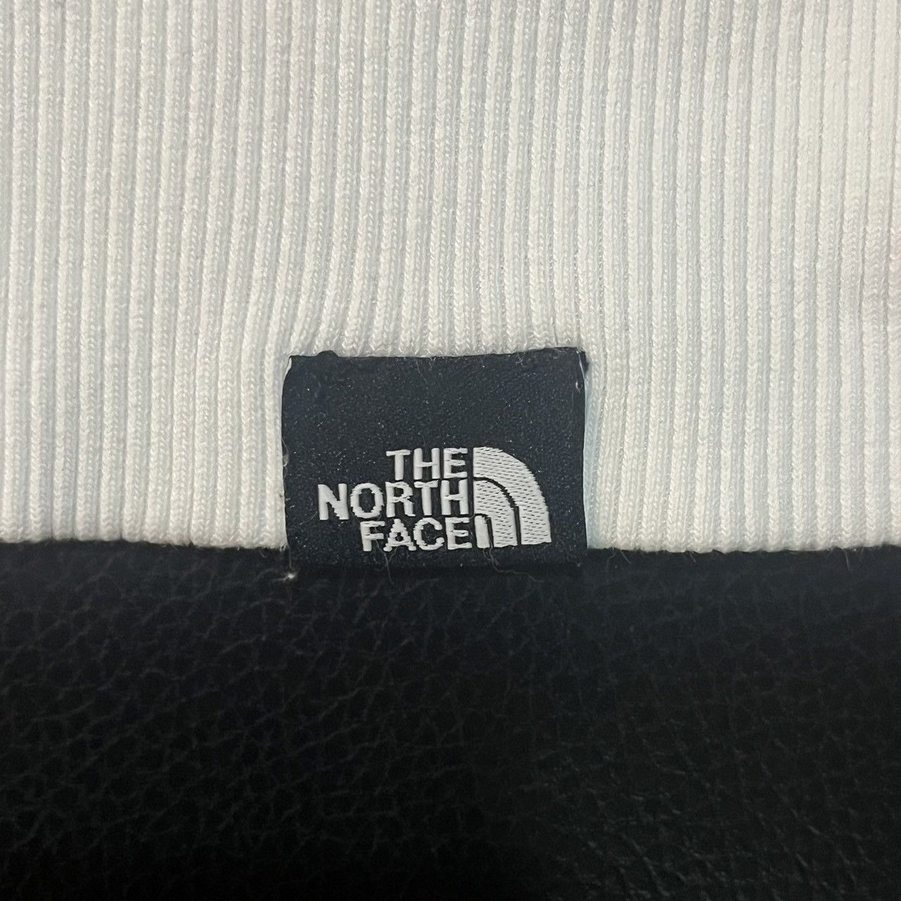 The North Face The North Face White Hoodie Size US S / EU 44-46 / 1 - 8 Thumbnail