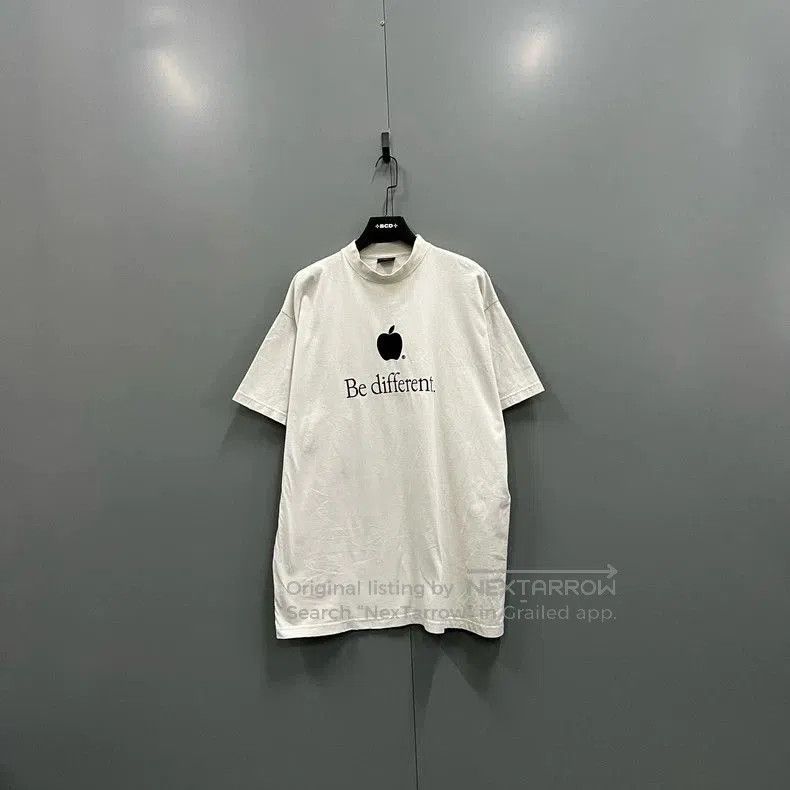 Balenciaga Balenciaga Logo Graphic Short Sleeve Tee. Size US M / EU 48-50 / 2 - 1 Thumbnail