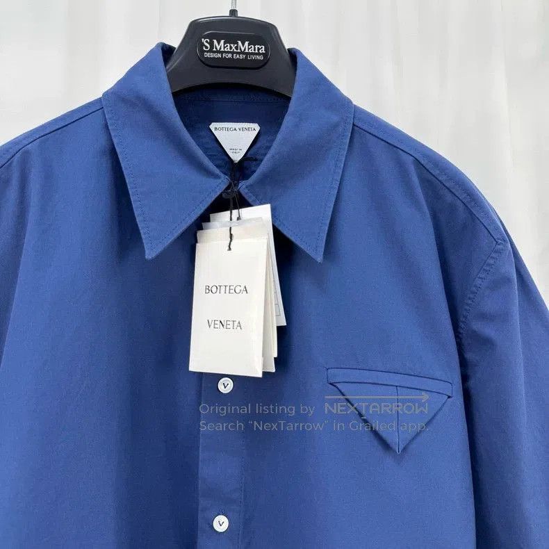 Bottega Veneta Side Weave Triangle Short Shirt.