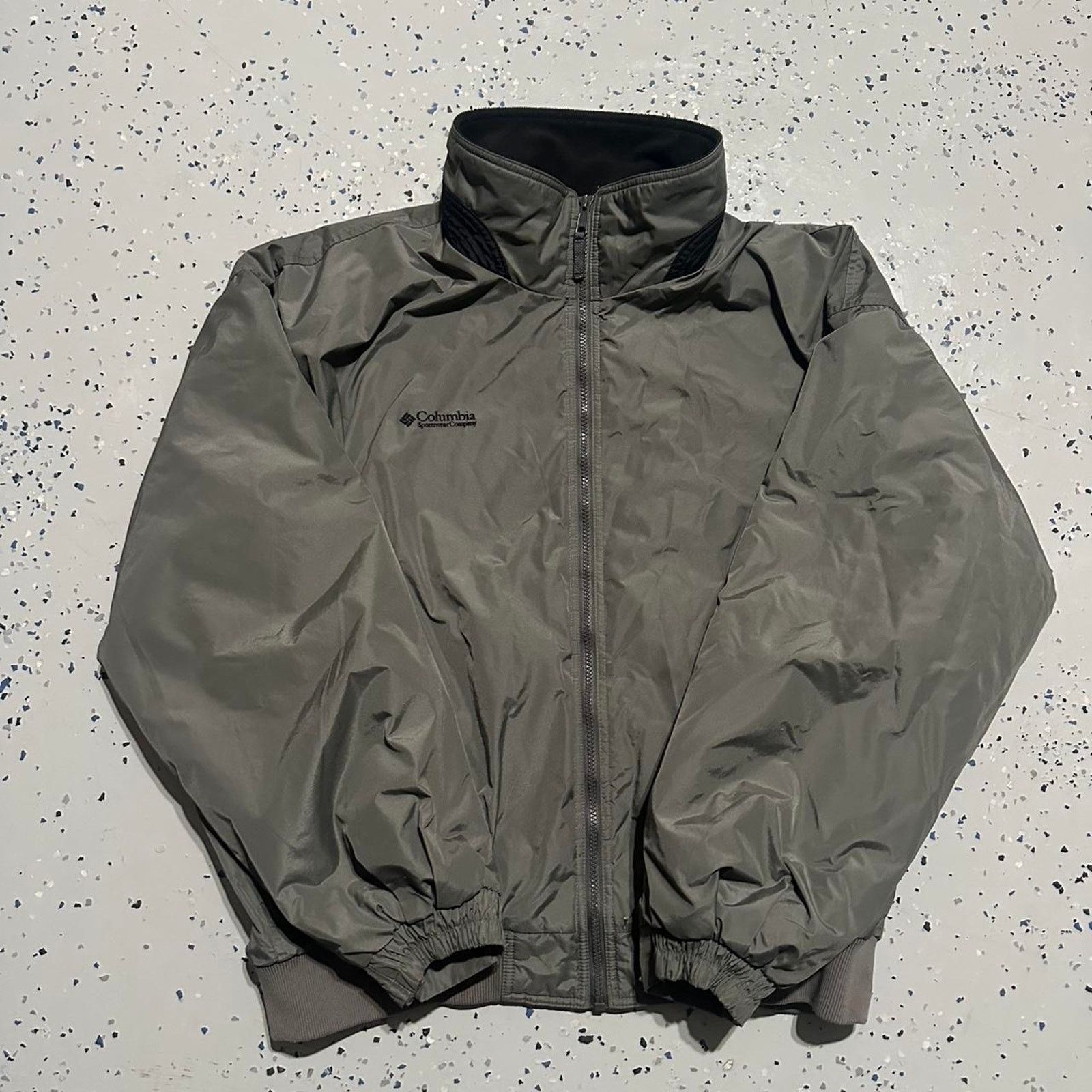 Columbia Vintage Columbia Windbreaker Puffer Zip Up Jacket Size US M / EU 48-50 / 2 - 1 Thumbnail