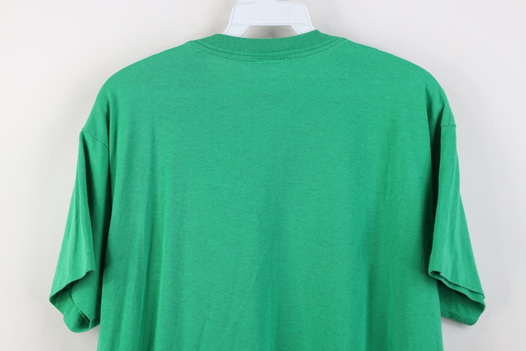 Vintage Vintage 90s Ireland Four Provinces Shield Crest T-Shirt Size US XL / EU 56 / 4 - 13 Thumbnail