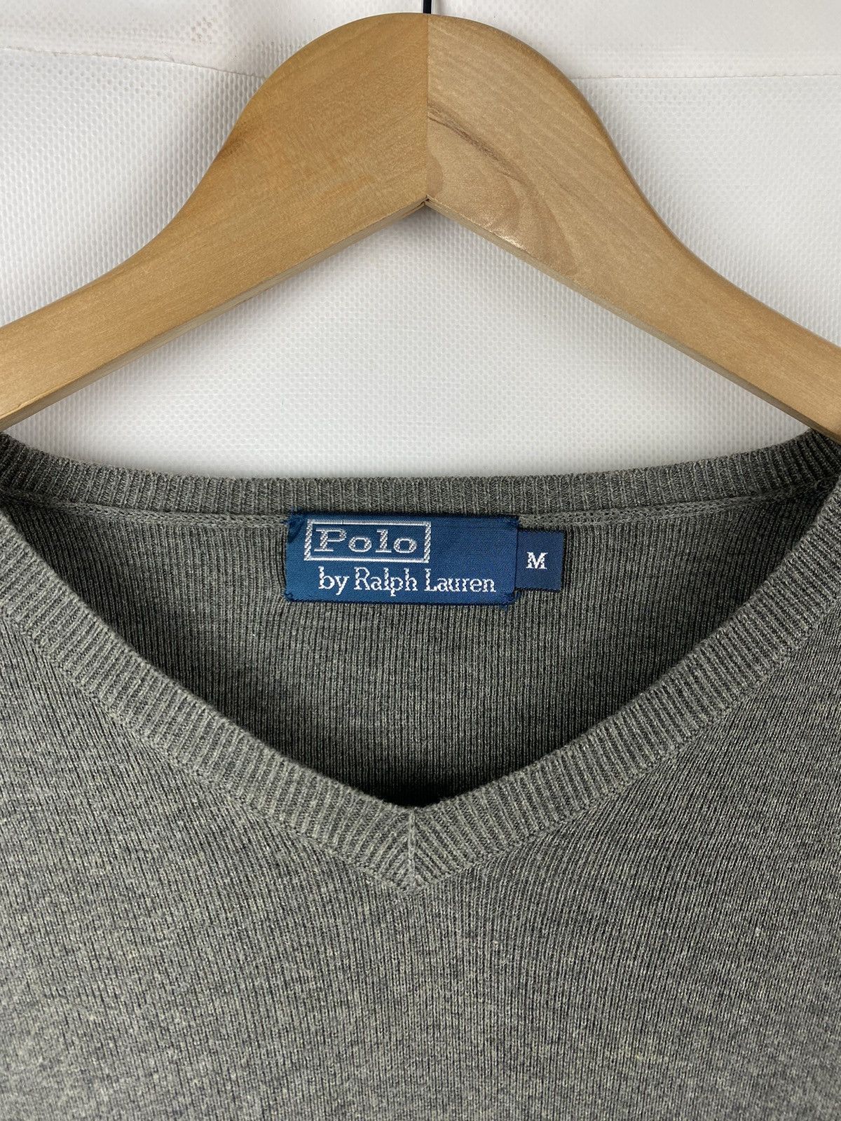 Vintage Polo by Ralph Lauren vintage men’s v-neck sweater pullover Size US M / EU 48-50 / 2 - 9 Thumbnail