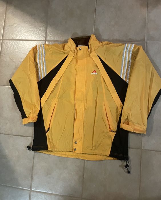 Vintage yellow adidas outlet sweater