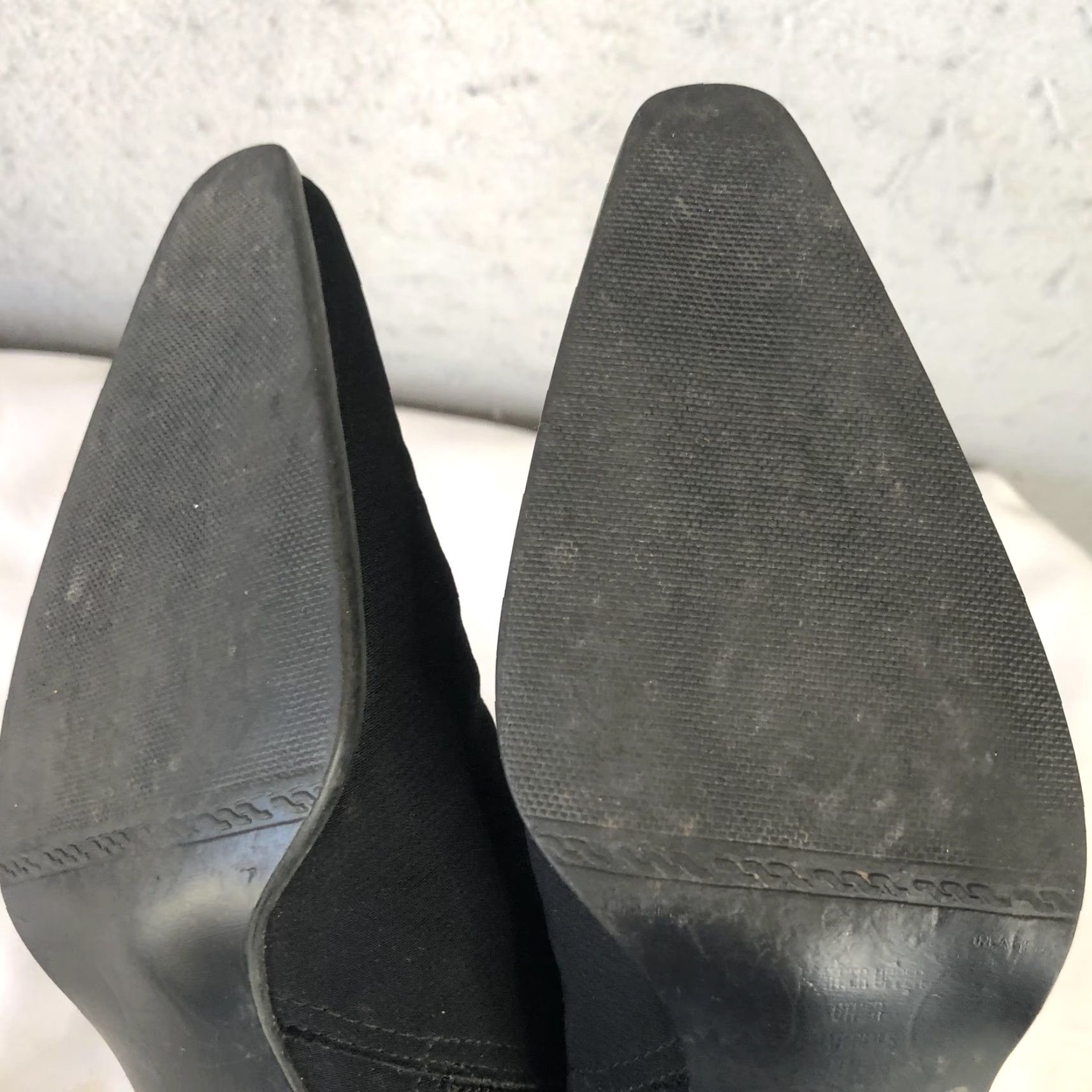 Stuart Weitzman Stuart Weitzman Boots Womens Size 5 Black Gore-Tex Ankle Kitten Heel Pointed Toe Size US 5 / IT 35 - 5 Thumbnail
