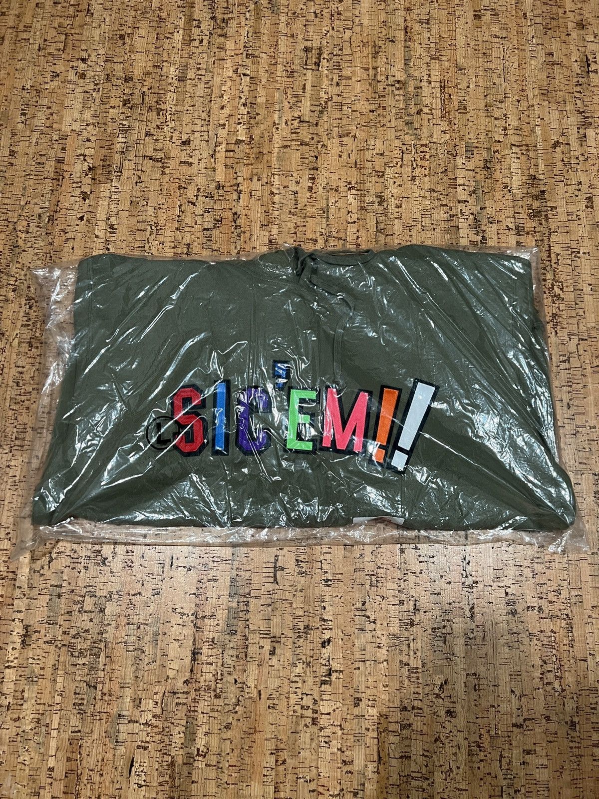 Supreme Supreme Wtaps Sic'em! Hoodie in light Olive | Grailed