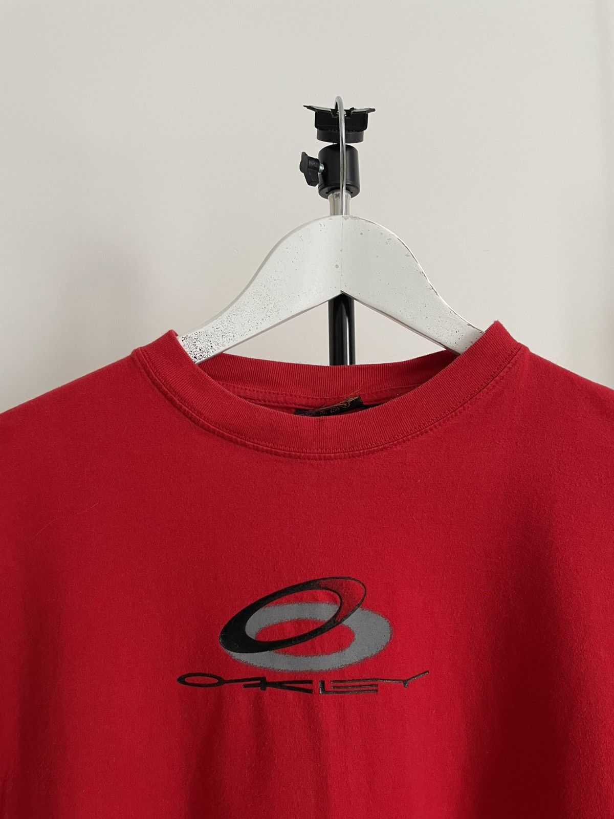 Oakley Vintage Oakley 00’s Software Centre Logo Y2K T-Shirt RARE Size US S / EU 44-46 / 1 - 3 Thumbnail