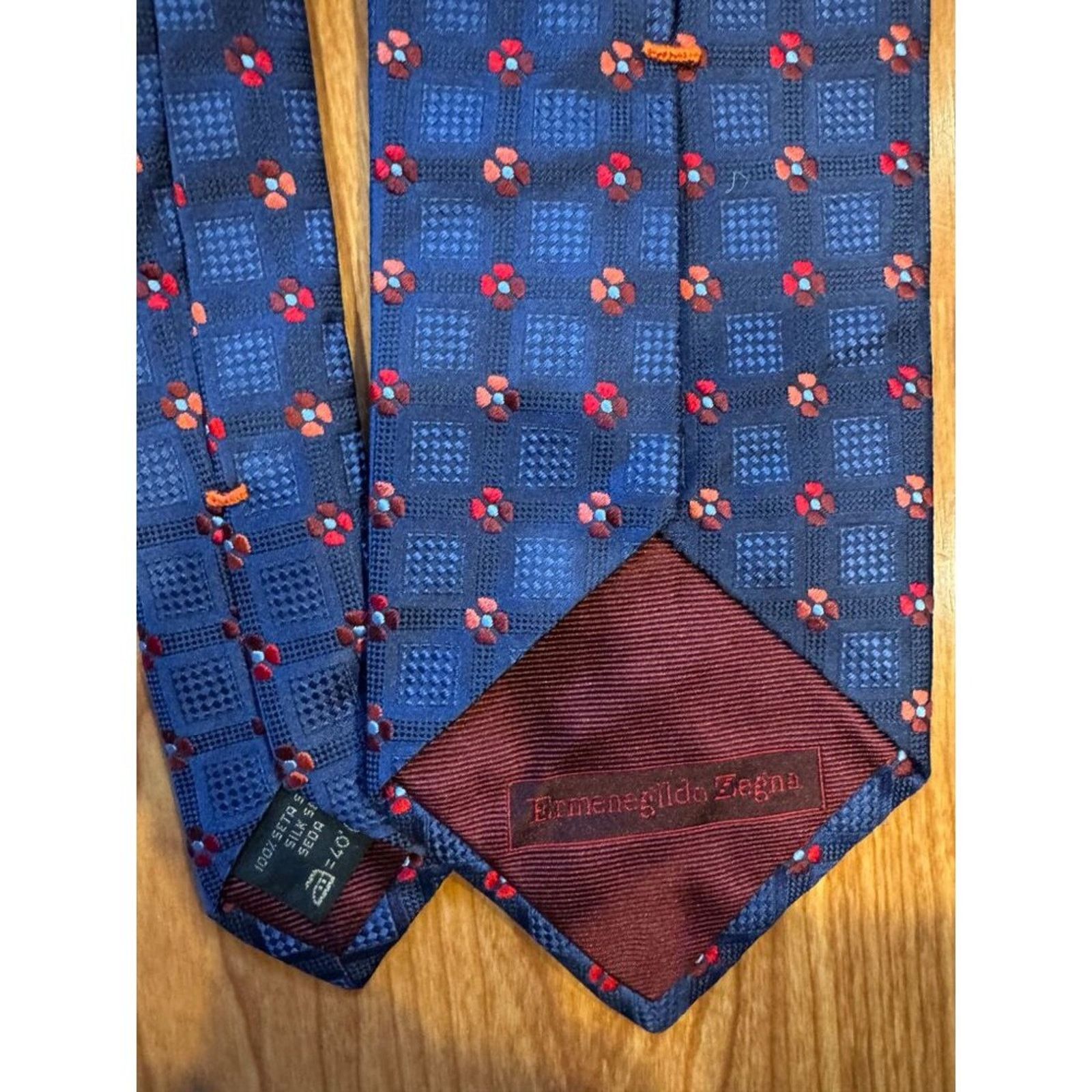 Ermenegildo Zegna Ermenegildo Zegna Beautiful Floral Embroidered Silk Tie Size ONE SIZE - 2 Thumbnail