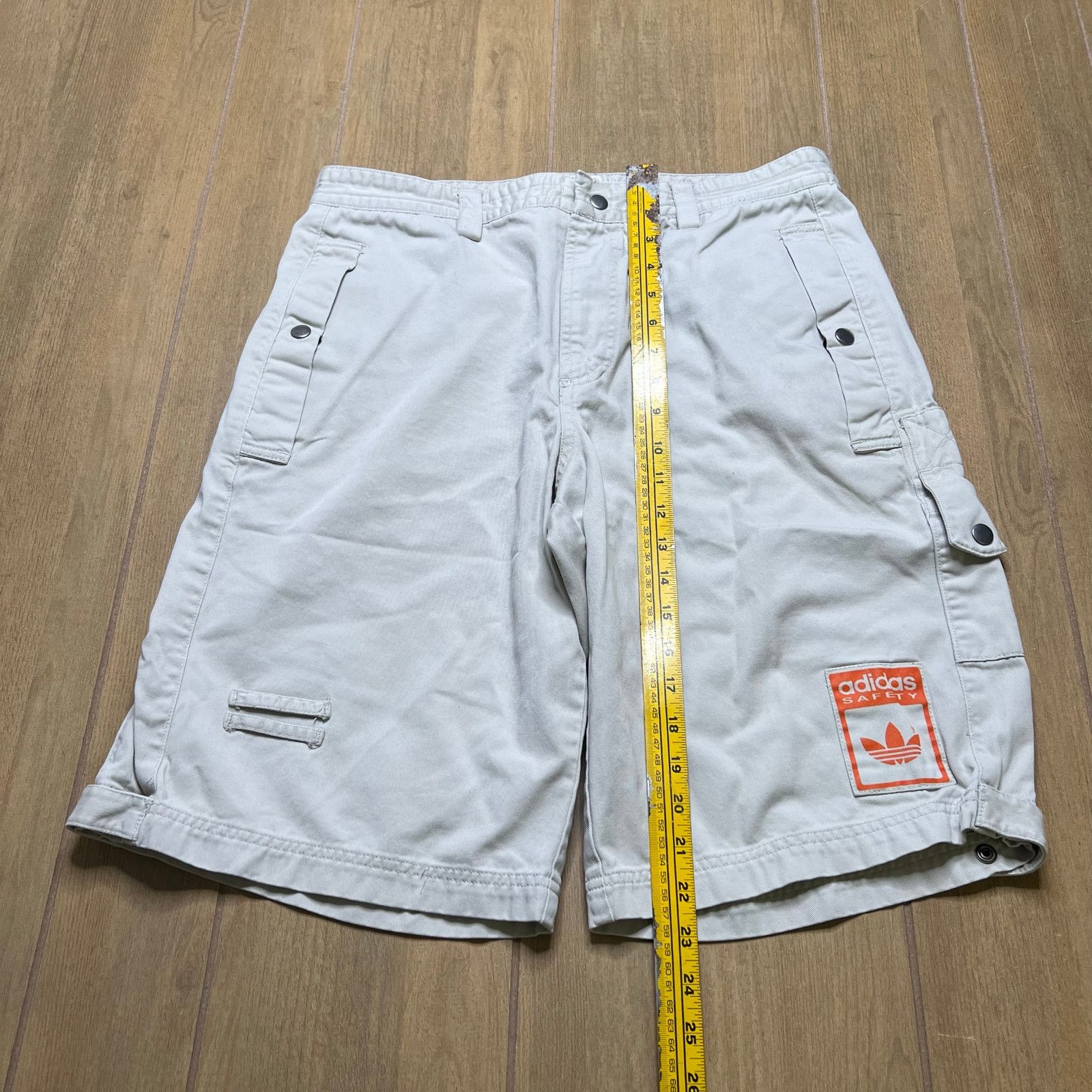 Adidas Adidas Safety Cargo Shorts Mens M Sample Rare Vintage Y2K Size US 32 / EU 48 - 9 Thumbnail
