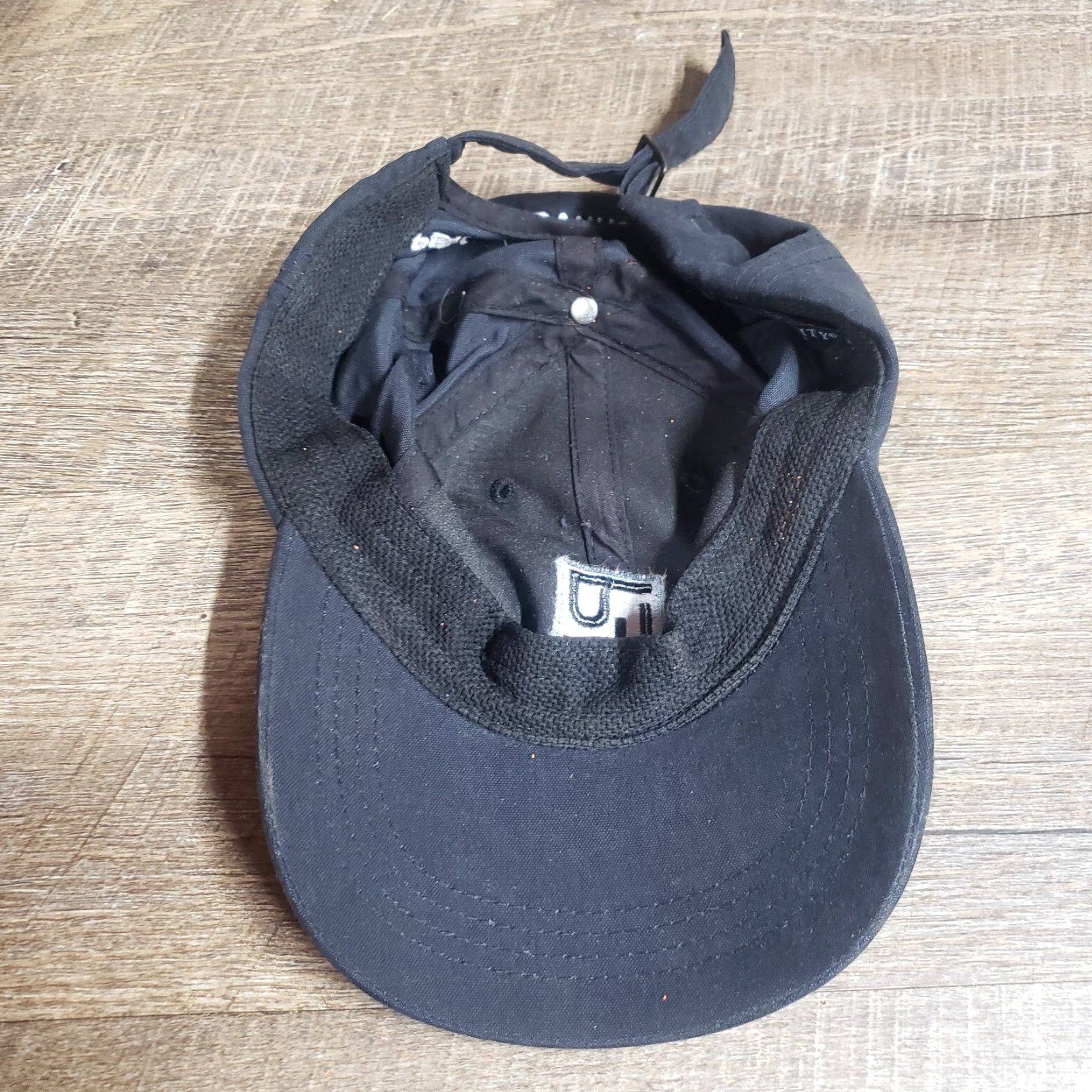 Vineyard Vines Peter Franus Wines Blue Logo Adjustable Strapback Hat Adult Baseball Cap Size ONE SIZE - 5 Thumbnail