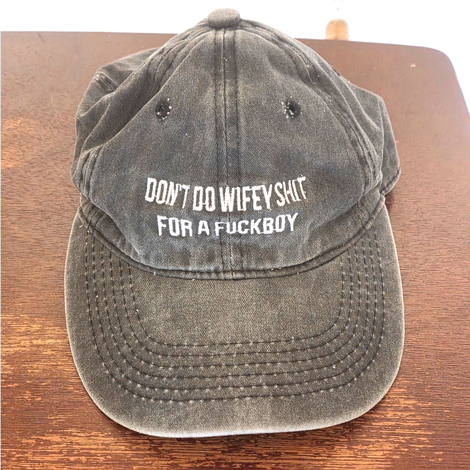& Other Stories Vintage Style Adjustable Black 'Dont Do Wifey Shit' Cap Size ONE SIZE - 1 Thumbnail