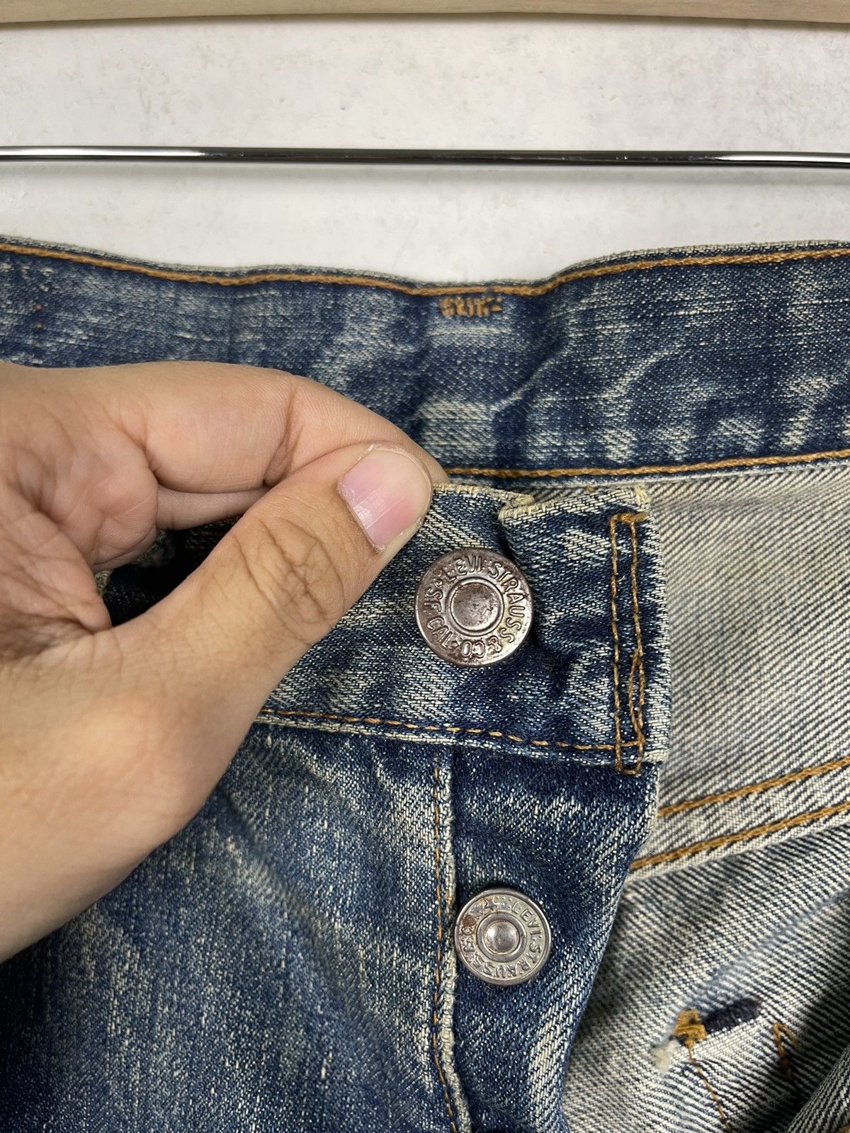 Levi's 80s Levis Selvedge Ripped Denim Jean Buttonfly Snap Button 6 Size US 29 - 10 Thumbnail