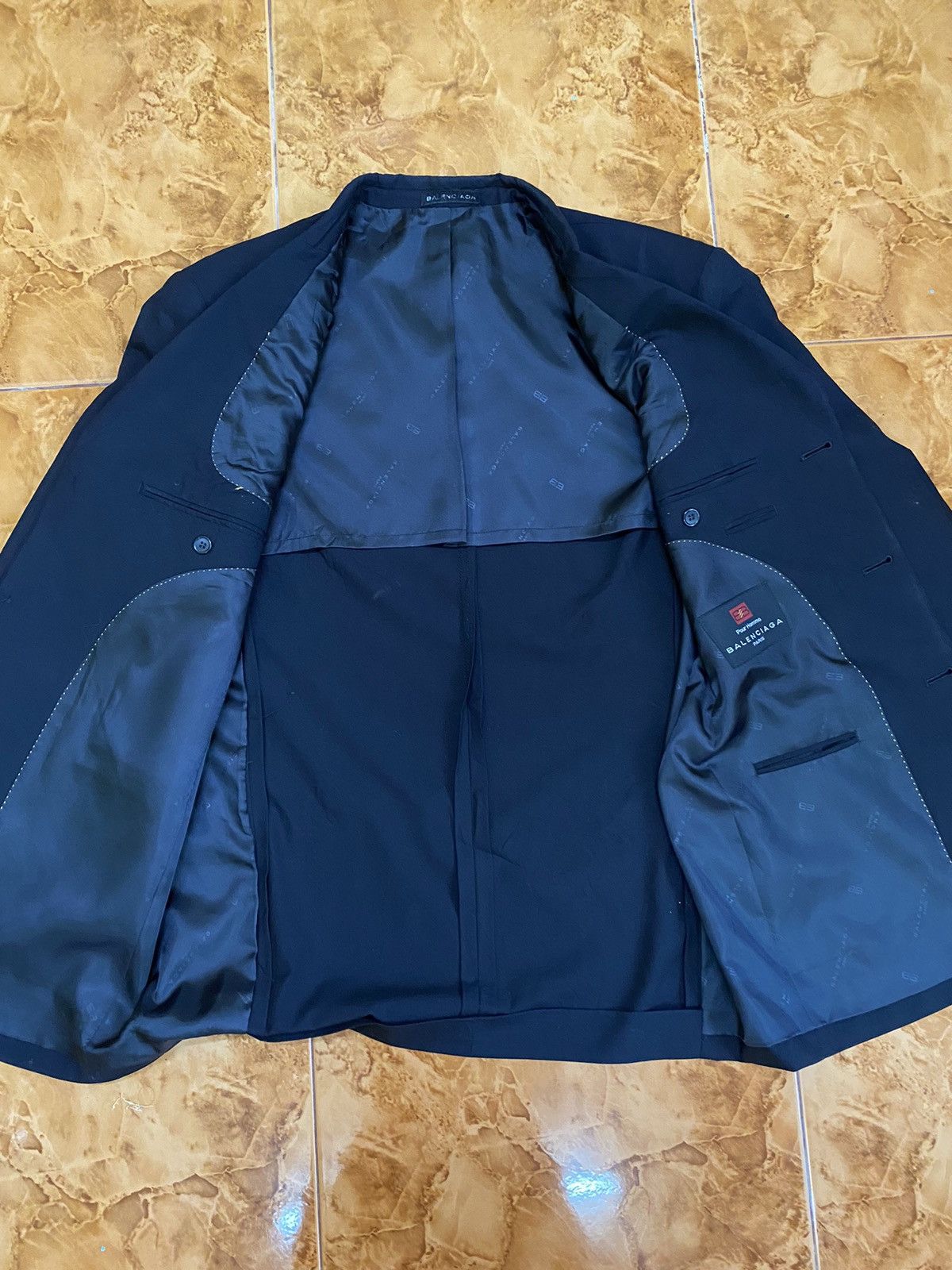 Balenciaga BALENCIAGA PARIS Size 44R - 12 Thumbnail