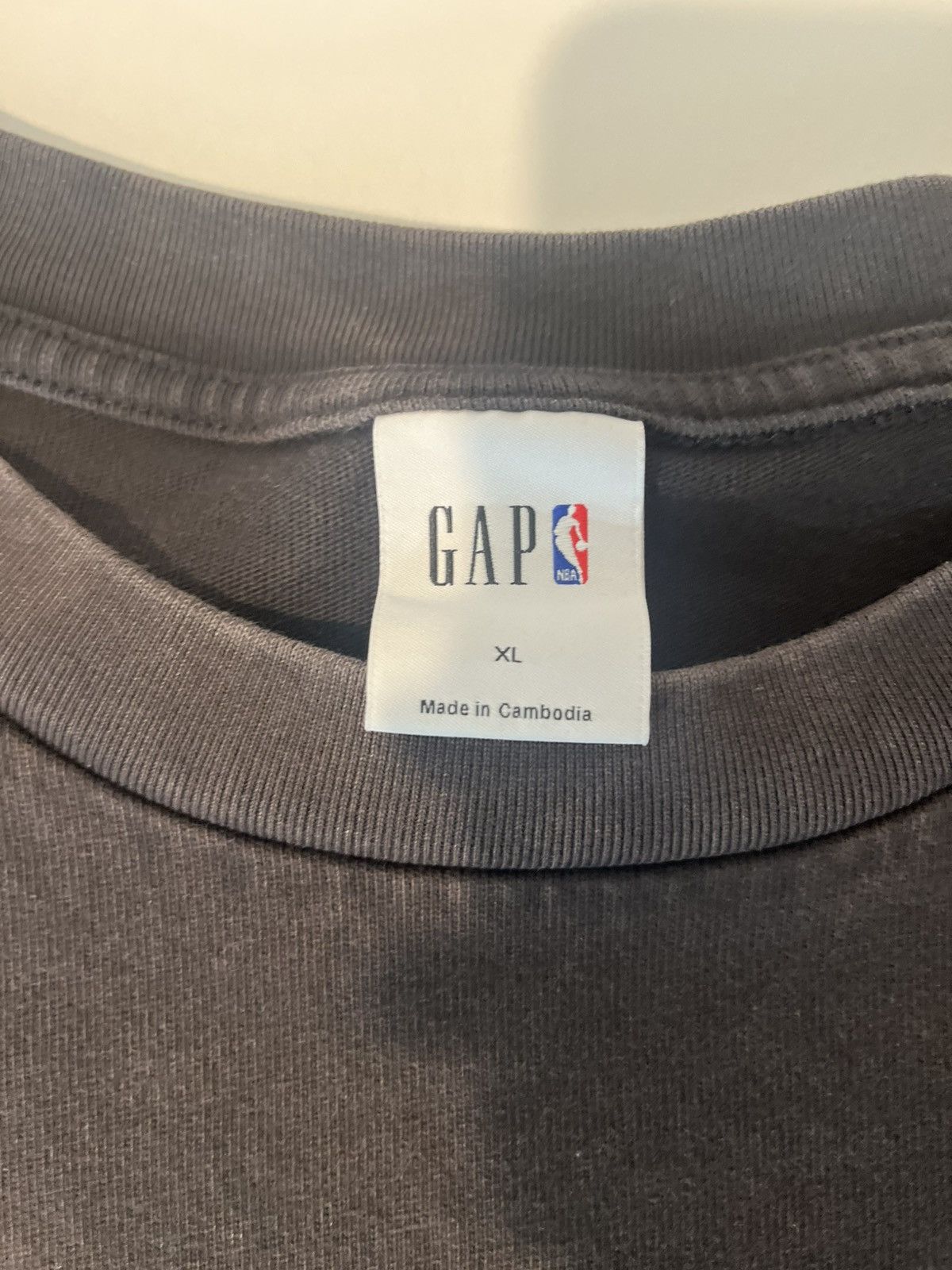 Gap GAP NBA Miami Heat Graphic T-Shirt – XL Size US XL / EU 56 / 4 - 3 Thumbnail