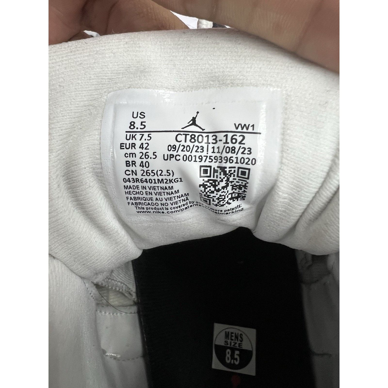 Jordan Brand Air Jordan 12 Retro Taxi Flip Size 8.5 (CT8013-162) Size US 8.5 / EU 41-42 - 7 Thumbnail