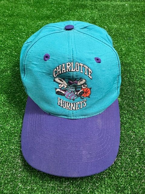 Logo 7 × NBA × Vintage Vintage Charlotte Hornets NBA Logo 7 Cap Size ONE SIZE - 1 Thumbnail
