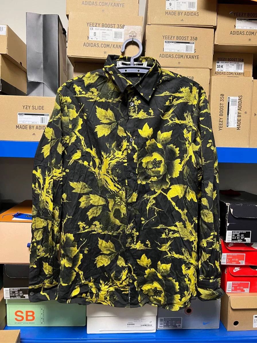 Alexander McQueen Alexander Mcqueen Floral Shirt Size 50 Size US M / EU 48-50 / 2 - 1 Thumbnail