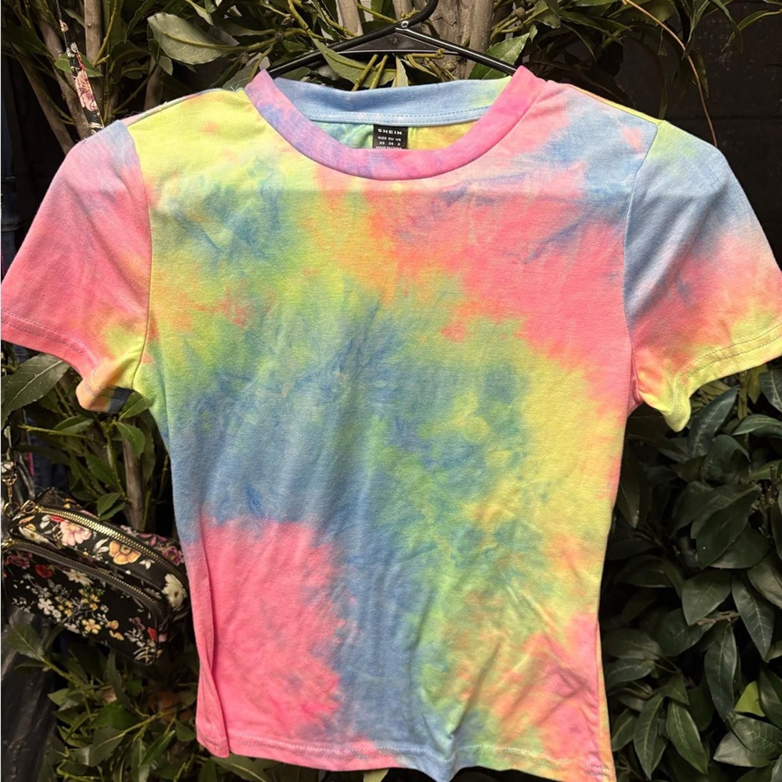 Shein SHEIN Pink and Blue Short Sleeve Tee Size US XXS / EU 40 - 1 Thumbnail