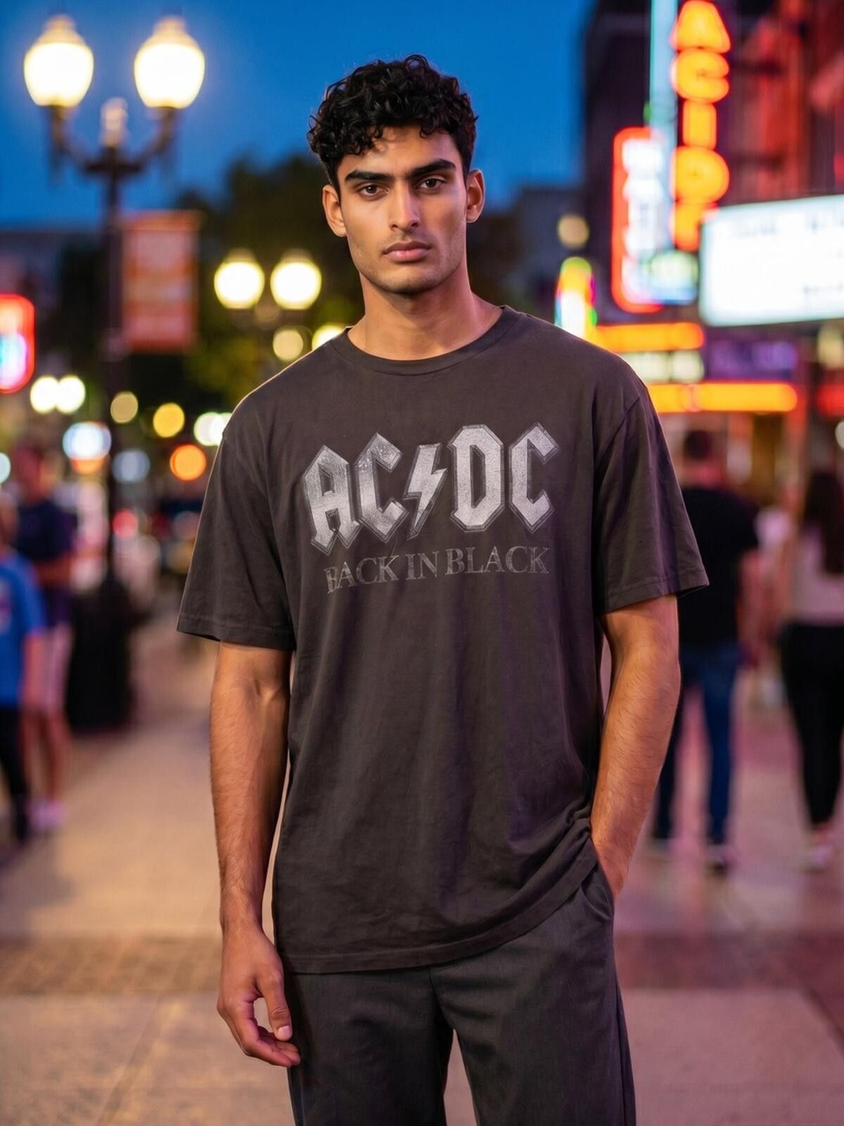 Old Navy Old Navy Black AC/DC 'Back In Black' Graphic Tee Size US XL / EU 56 / 4 - 1 Thumbnail