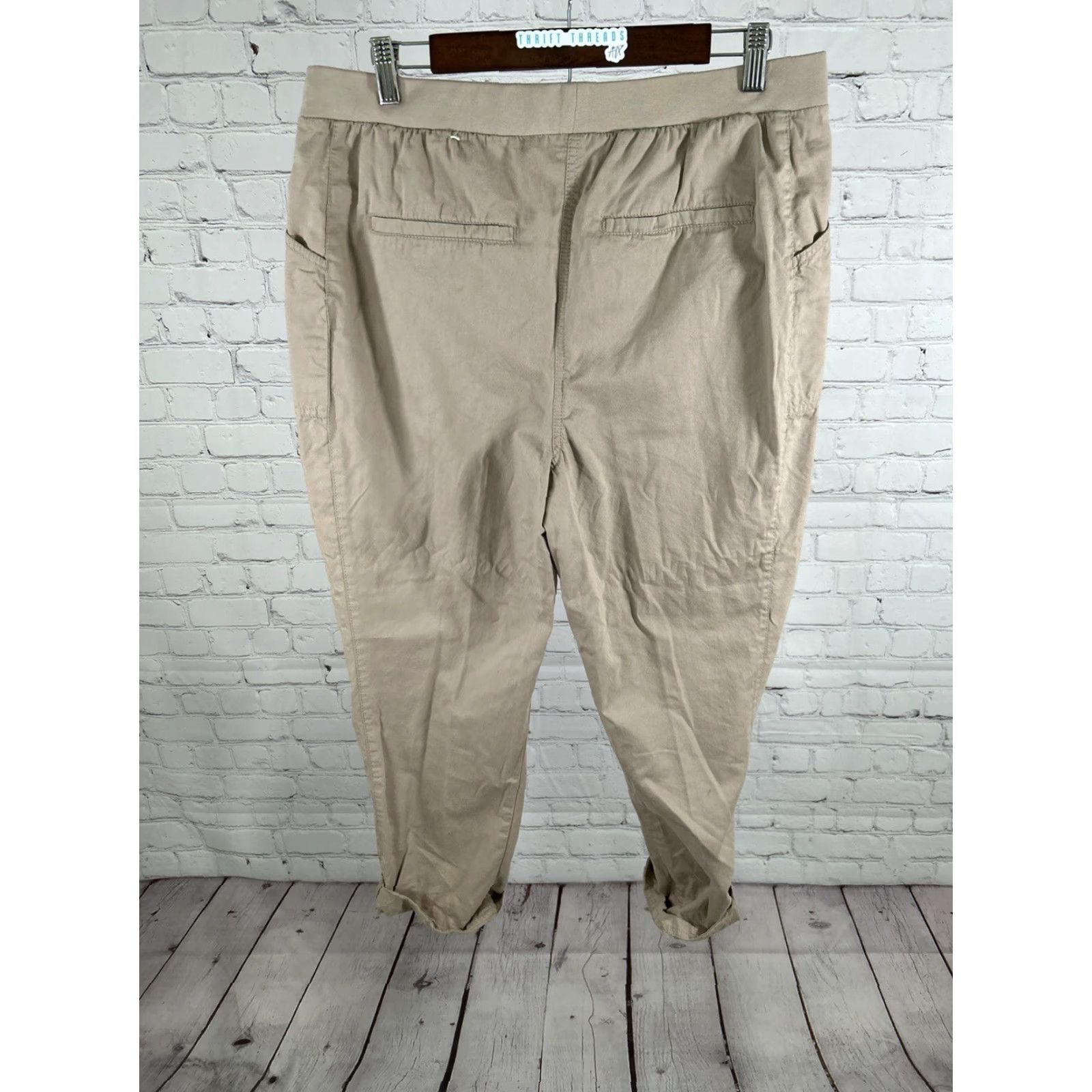 Vintage Chicos Tan Pants Elastic Waist Pull On High Rise Roll Tab Size 2.5 (34x26.5) Size 26" / US 2 / IT 38 - 4 Thumbnail