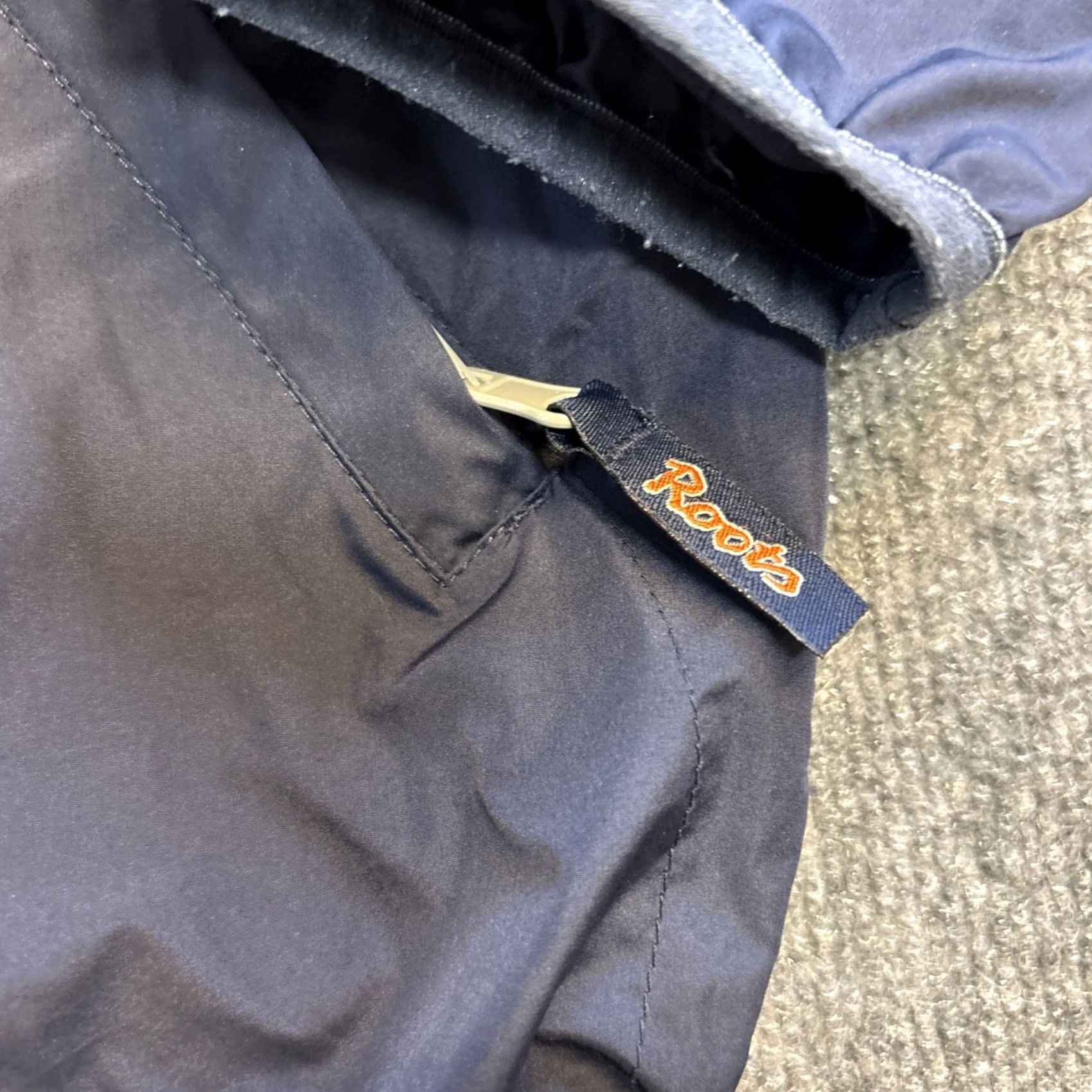Roots VINTAGE? No. Roots Canada Mens Outdoor Full Zip Hooded Windbreaker Jacket XS Navy Blue Size US XS / EU 42 / 0 - 2 Thumbnail