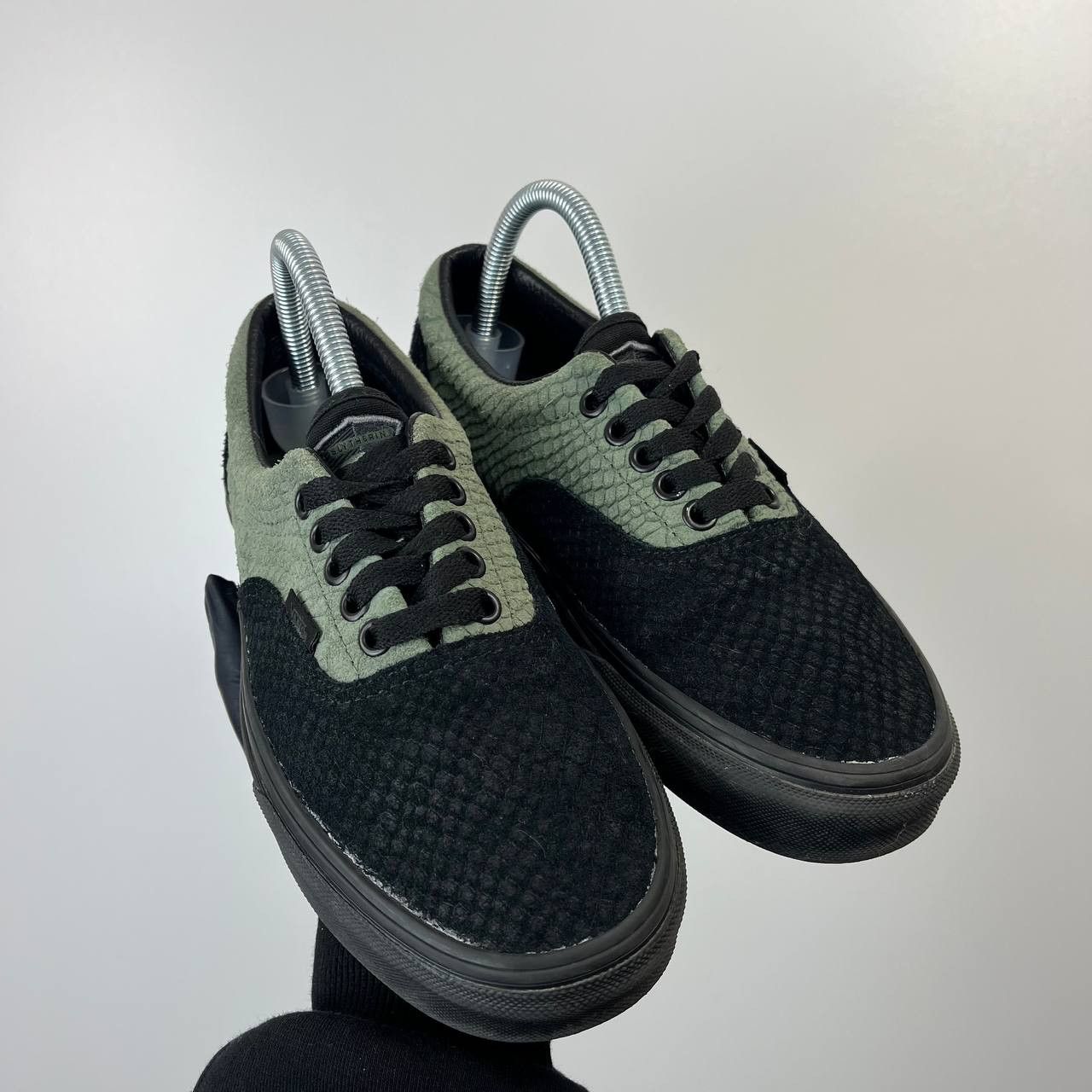 Vans VansXHarry Potter Slytherin Era Sneakers Black Green Mens 39 Size US 6.5 / EU 39-40 - 1 Thumbnail