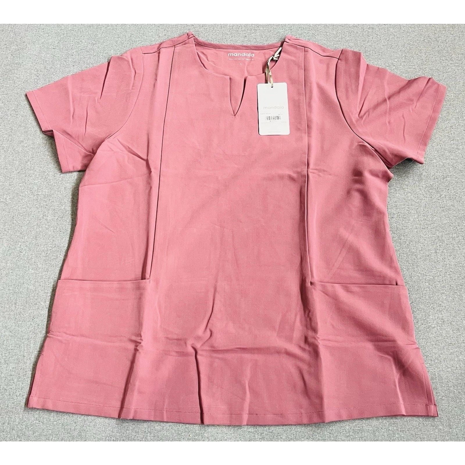 Other Brand New Mandala Women's Scrub Top, Pink, L, Size L / US 10 / IT 46 - 1 Thumbnail