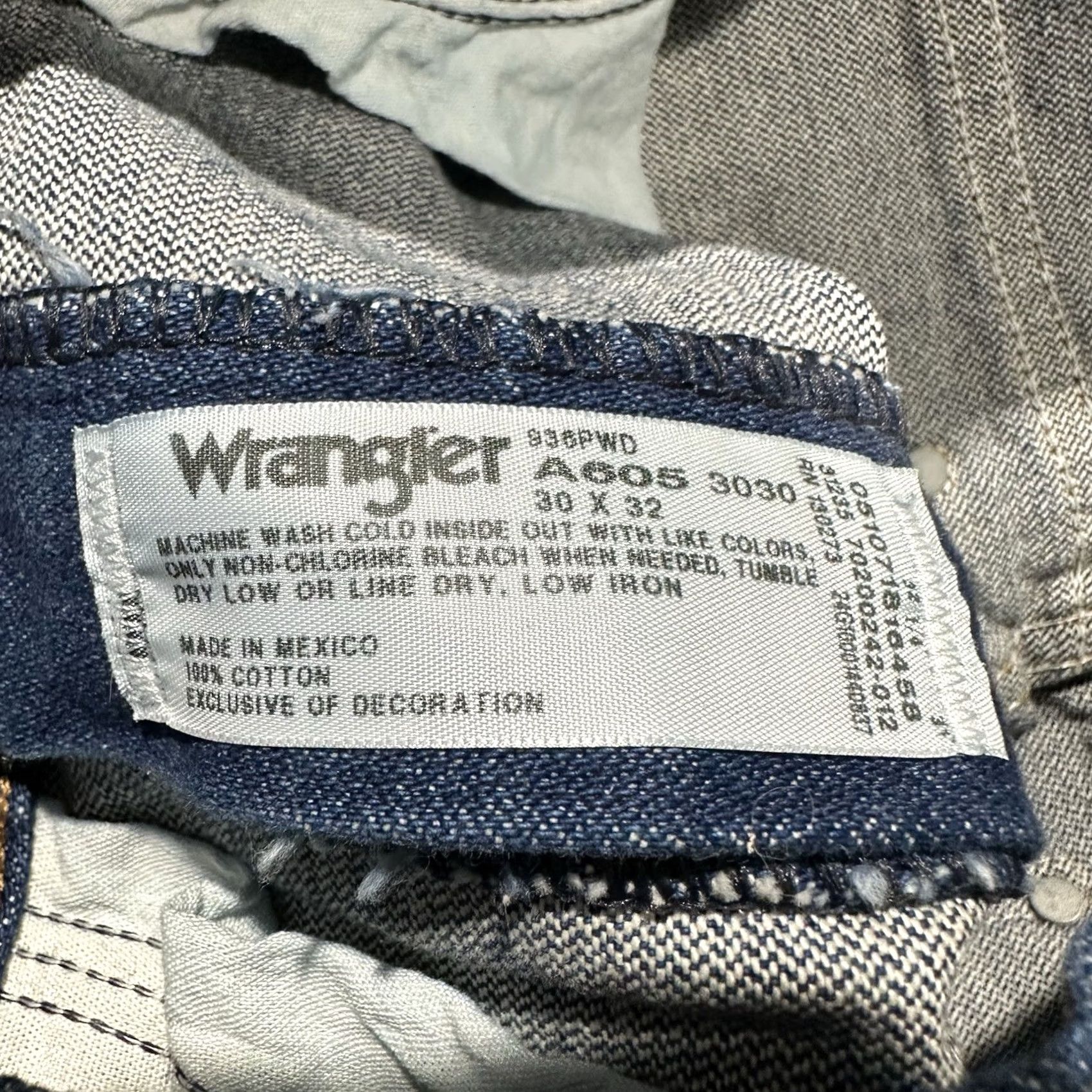 Wrangler VINTAGE Wrangler Jeans Men 30x32 Cowboy Cut Blue Denim Western 936PWD Size US 30 / EU 46 - 7 Thumbnail