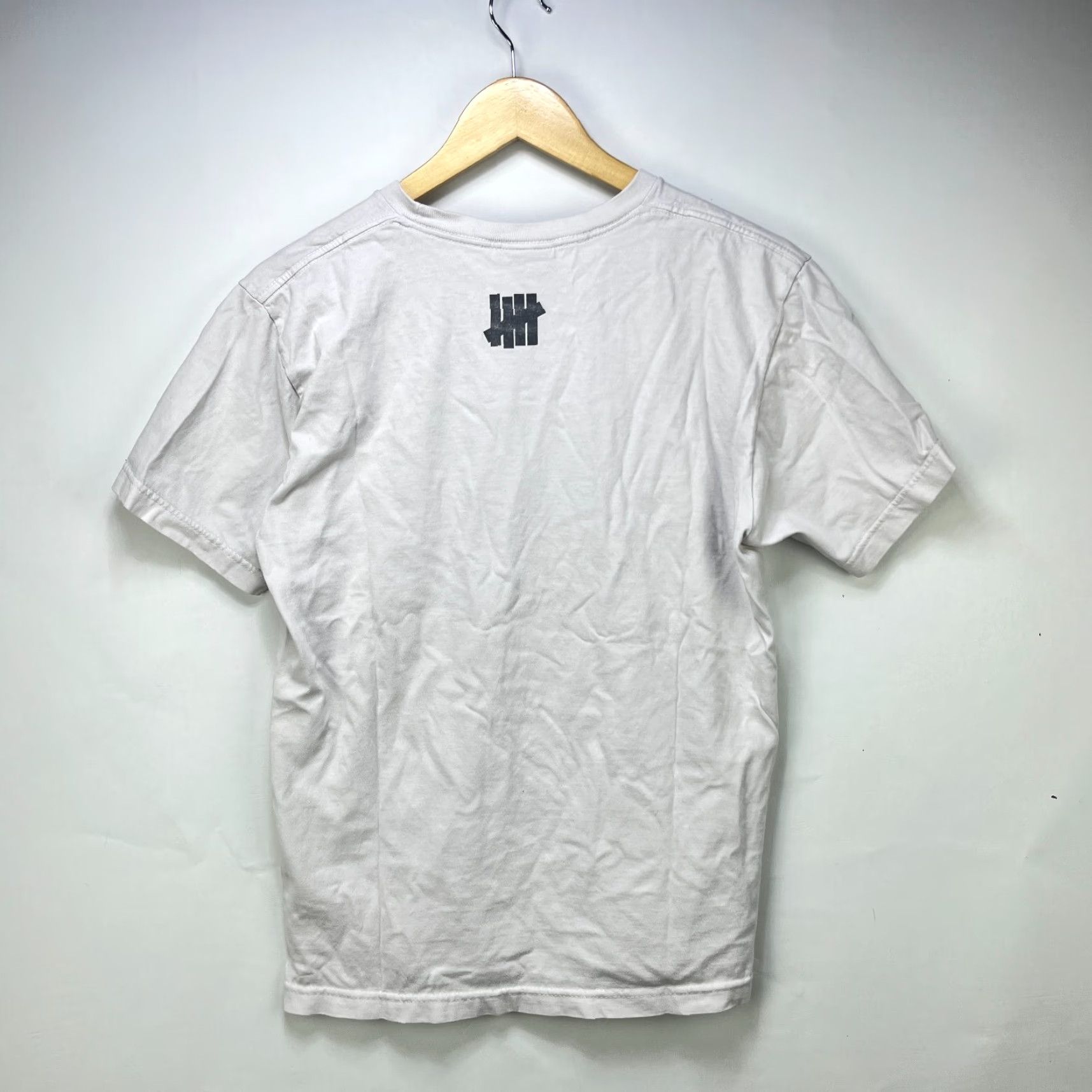 Undefeated Undefeated Army vs Army T-Shirt Mens Medium White UNDFTD Size US M / EU 48-50 / 2 - 5 Thumbnail