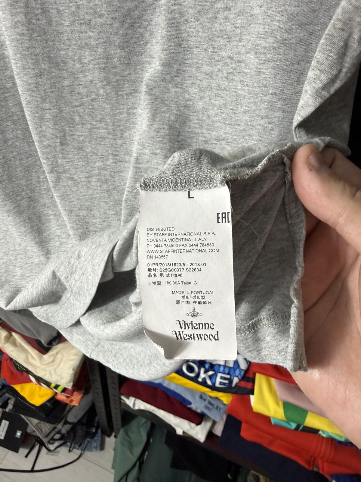 Vivienne Westwood Vivienne Westwood T Shirt Grey Orb Logo Distressed Used Size US L / EU 52-54 / 3 - 7 Thumbnail